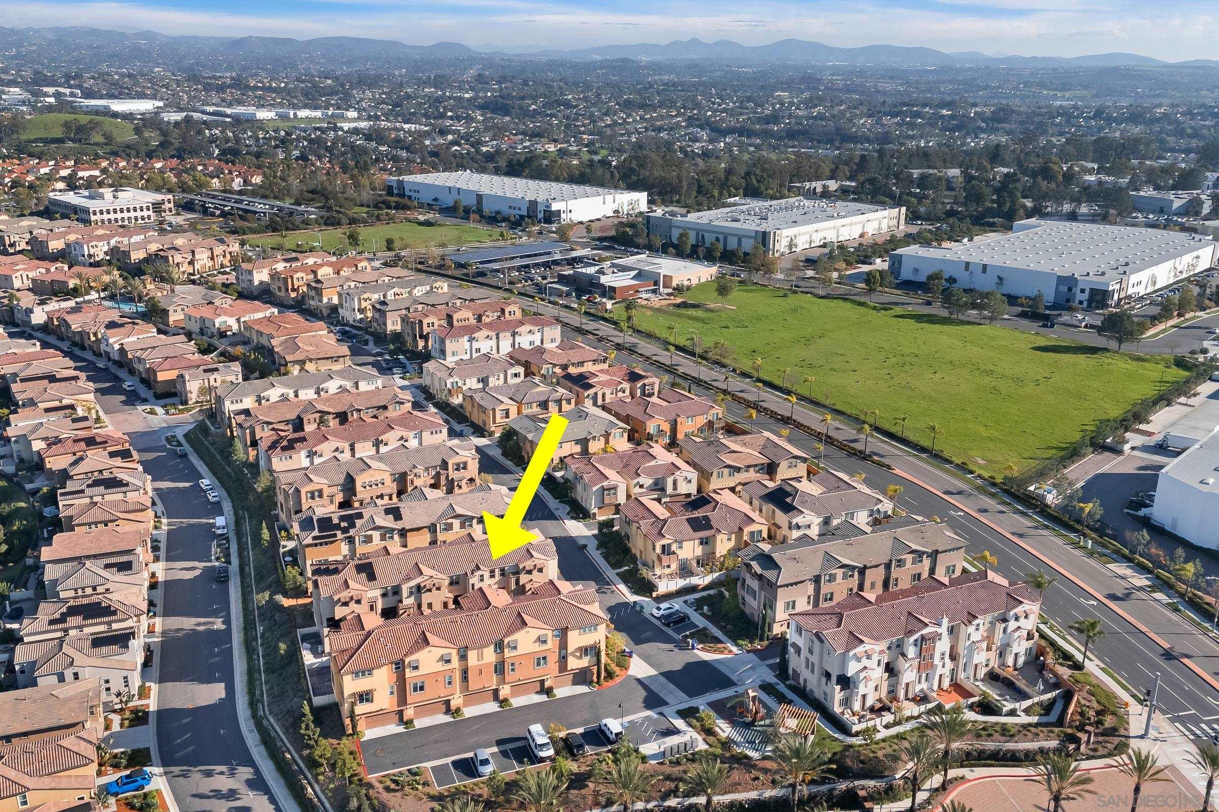 Detail Gallery Image 43 of 52 For 1118  via Lucero, Oceanside,  CA 92056 - 4 Beds | 3/1 Baths