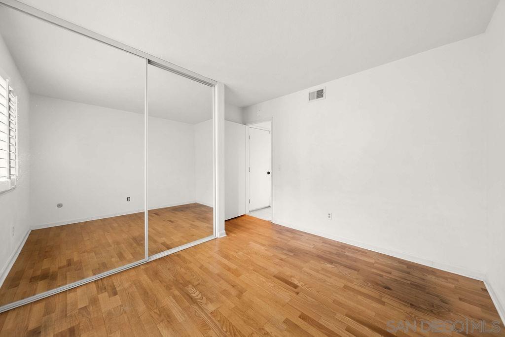 Detail Gallery Image 24 of 44 For 2210  Valley Rd, Oceanside,  CA 92056 - 5 Beds | 3 Baths