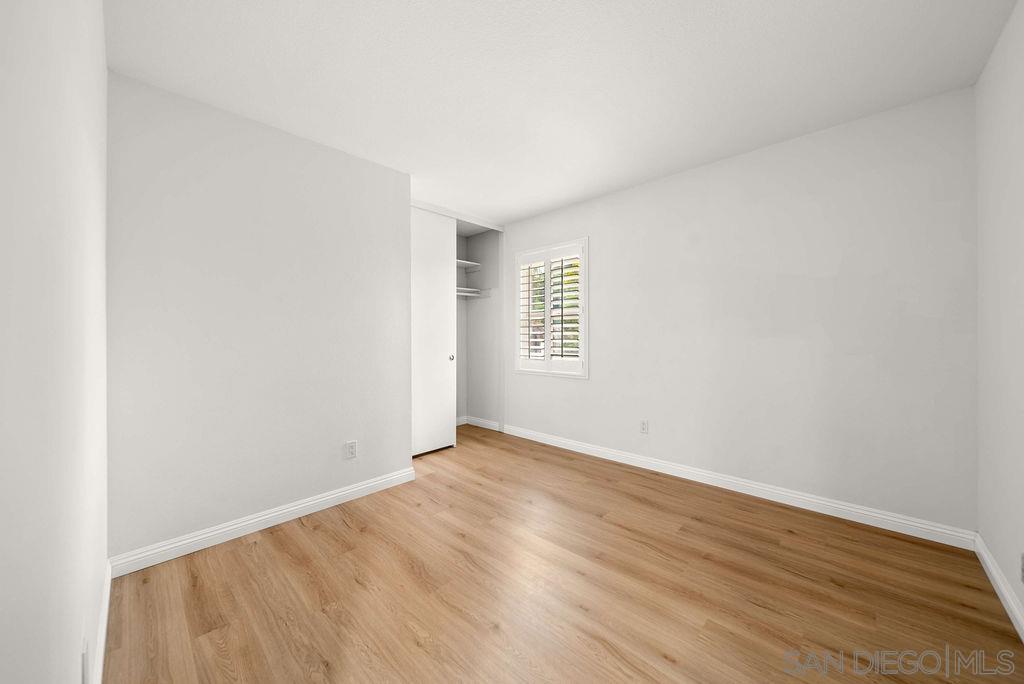 Detail Gallery Image 27 of 44 For 2210  Valley Rd, Oceanside,  CA 92056 - 5 Beds | 3 Baths