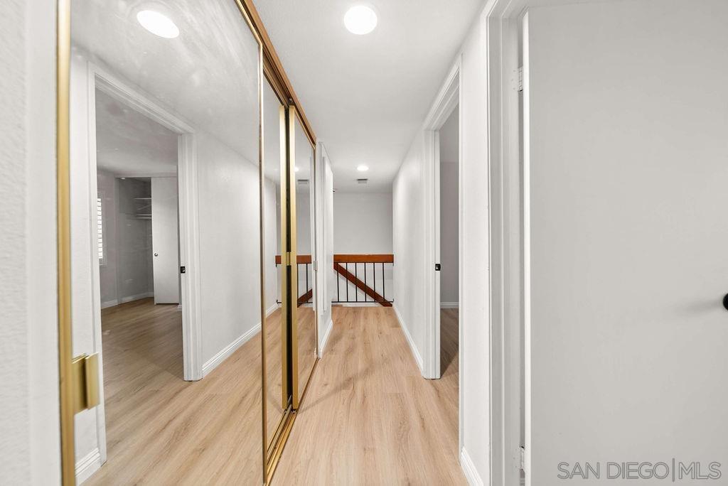 Detail Gallery Image 30 of 44 For 2210  Valley Rd, Oceanside,  CA 92056 - 5 Beds | 3 Baths