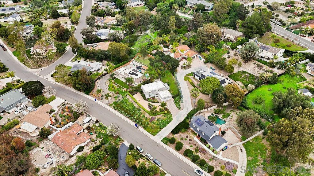 Detail Gallery Image 41 of 44 For 2210  Valley Rd, Oceanside,  CA 92056 - 5 Beds | 3 Baths