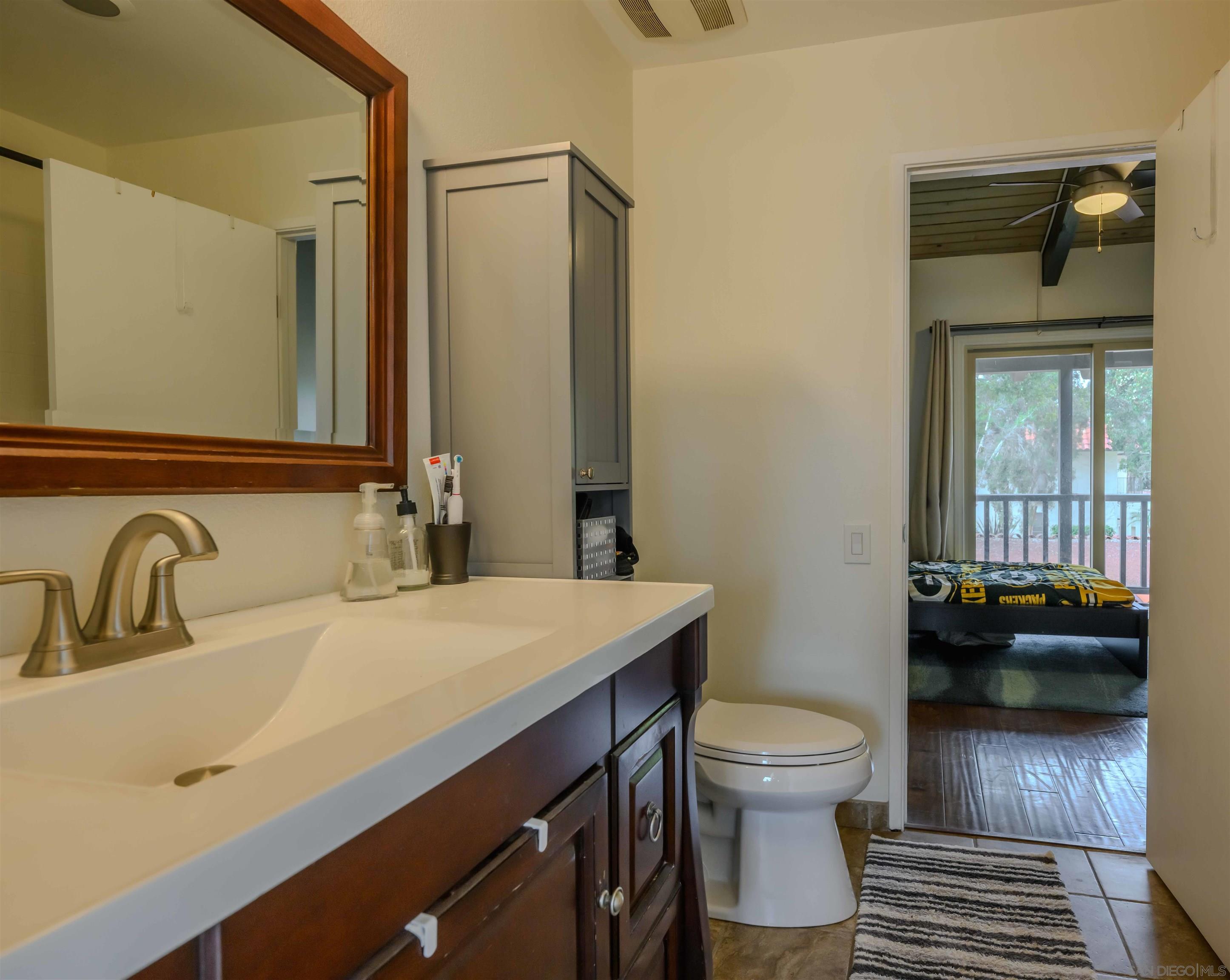 Detail Gallery Image 20 of 28 For 4202  Loma Riviera Ln, San Diego,  CA 92110 - 2 Beds | 1/1 Baths