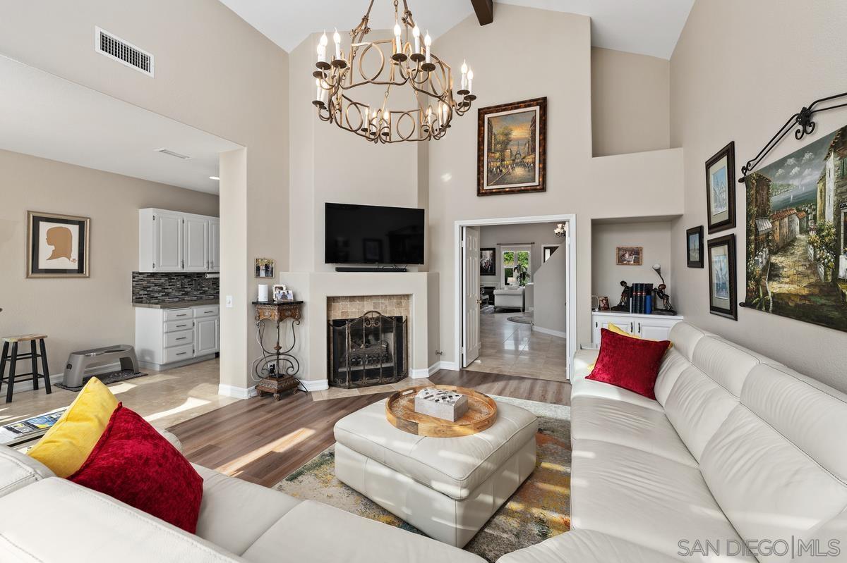 Detail Gallery Image 16 of 35 For 14711  Caminito Mar De Plata, Del Mar,  CA 92014 - 4 Beds | 3 Baths