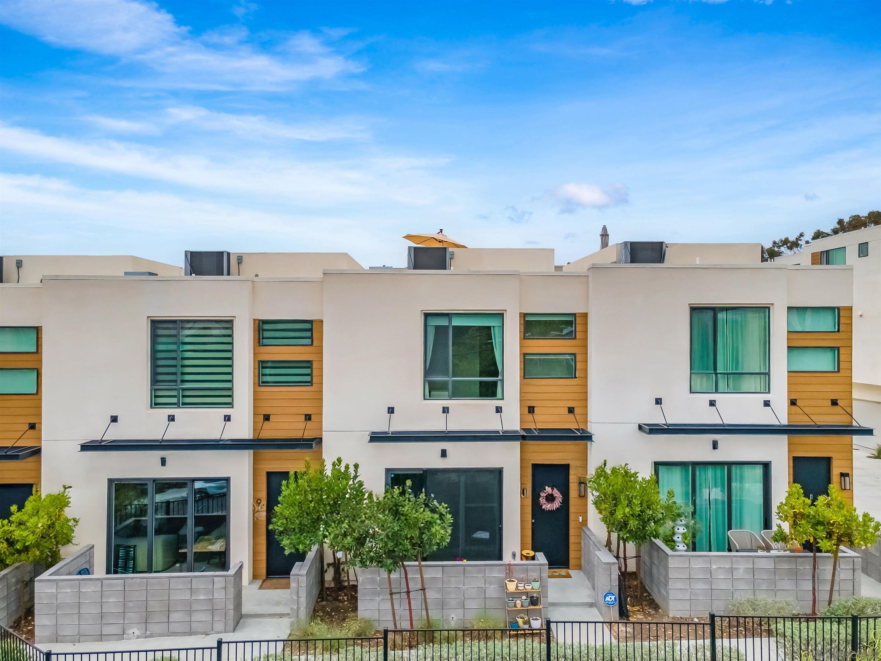 Front Image Thumbnail for SD260001825