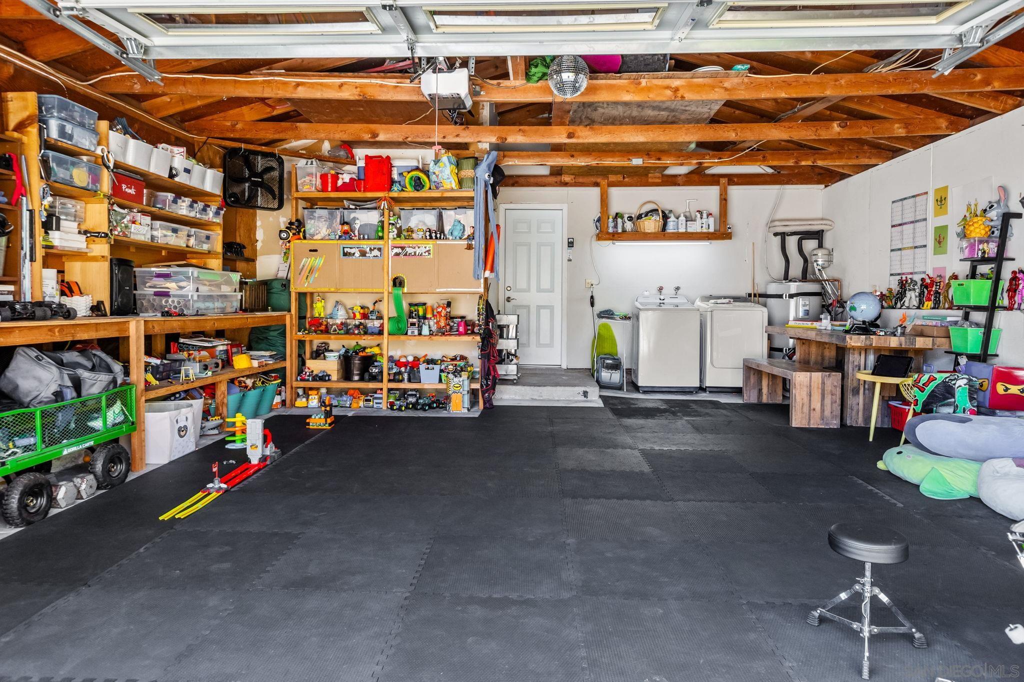 Detail Gallery Image 24 of 27 For 1410  San Bernardino Ave, Spring Valley,  CA 91977 - 4 Beds | 2 Baths