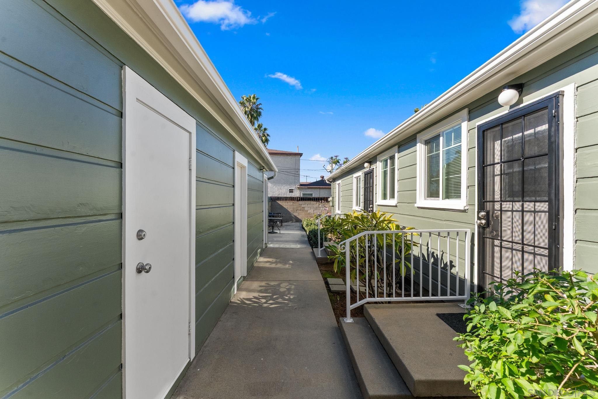 Detail Gallery Image 22 of 39 For 6673-75  Amherst St, San Diego,  CA 92115 - – Beds | – Baths