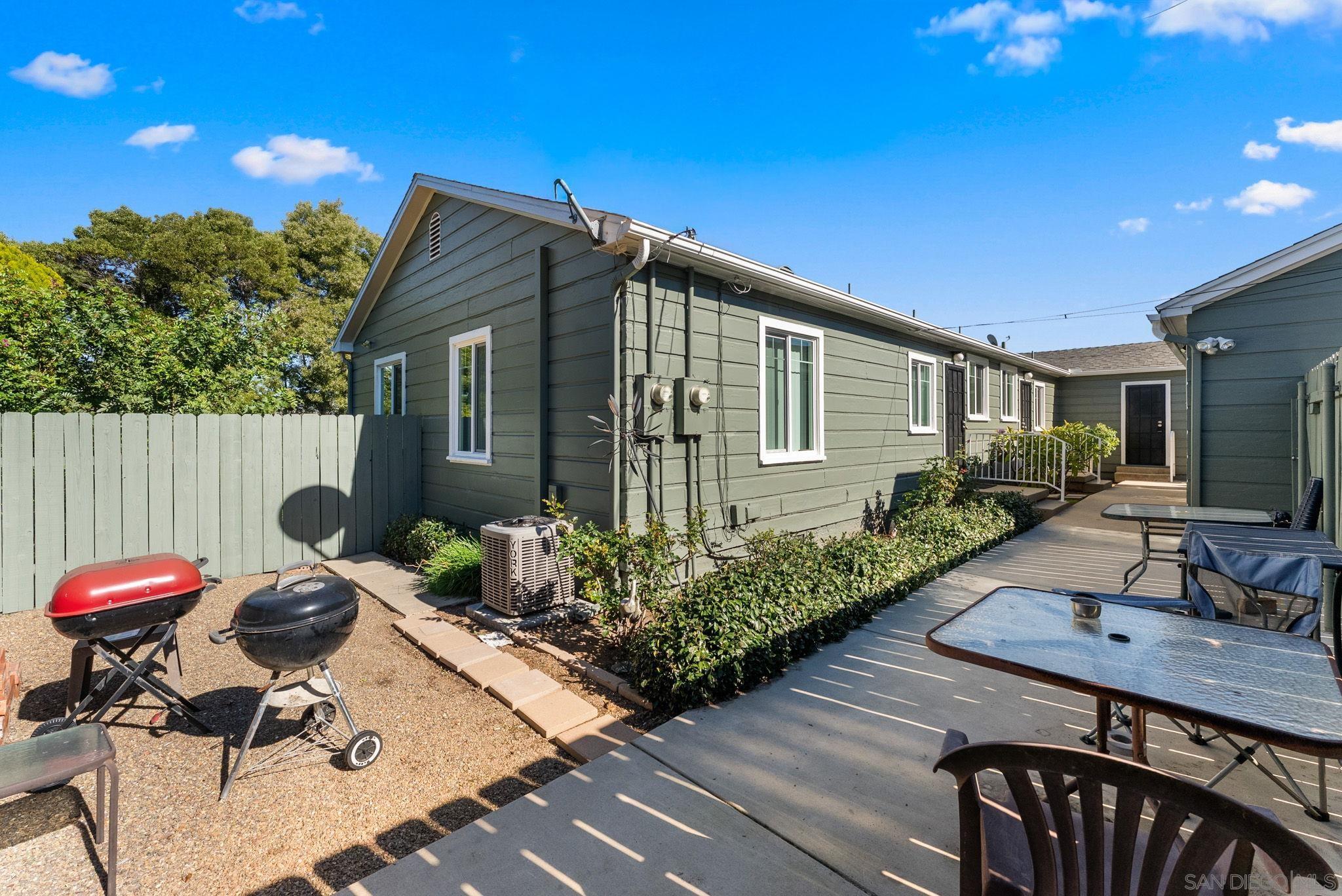 Detail Gallery Image 25 of 39 For 6673-75  Amherst St, San Diego,  CA 92115 - – Beds | – Baths