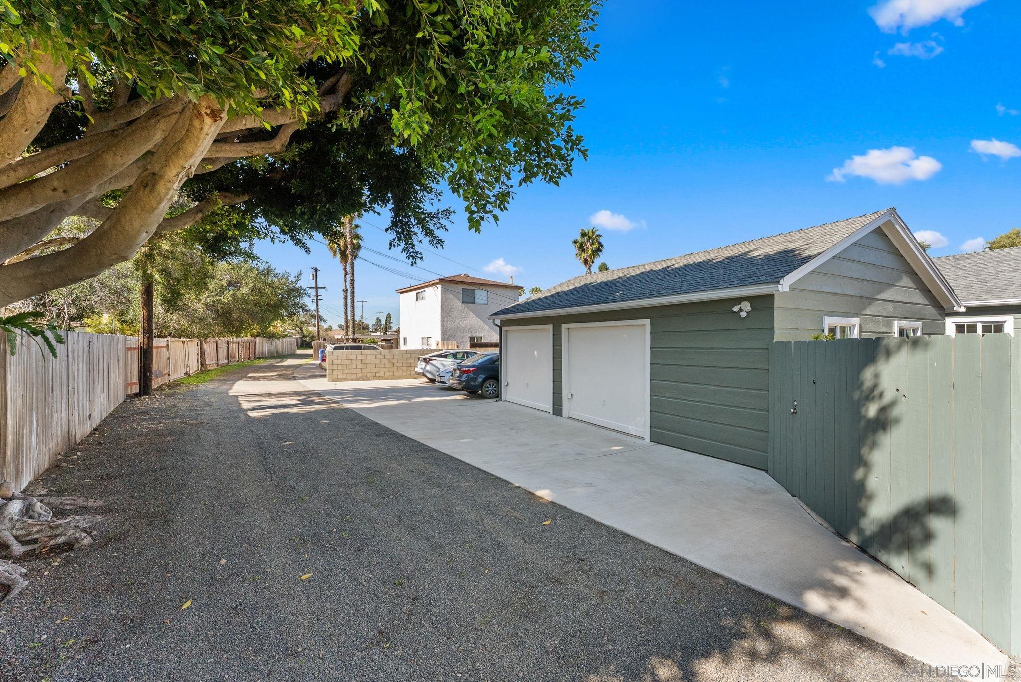 Detail Gallery Image 27 of 39 For 6673-75  Amherst St, San Diego,  CA 92115 - – Beds | – Baths