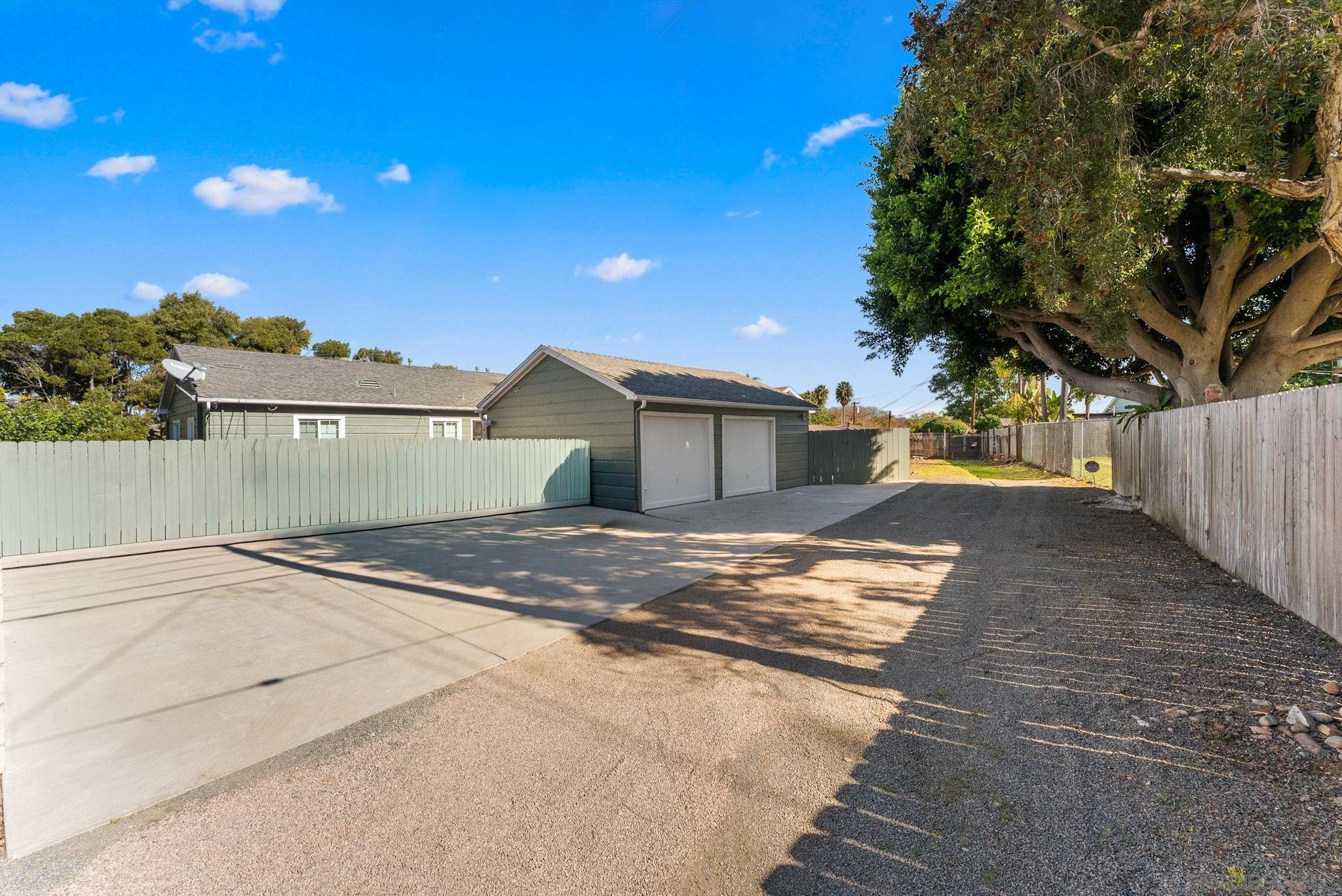 Detail Gallery Image 6 of 39 For 6673-75  Amherst St, San Diego,  CA 92115 - – Beds | – Baths