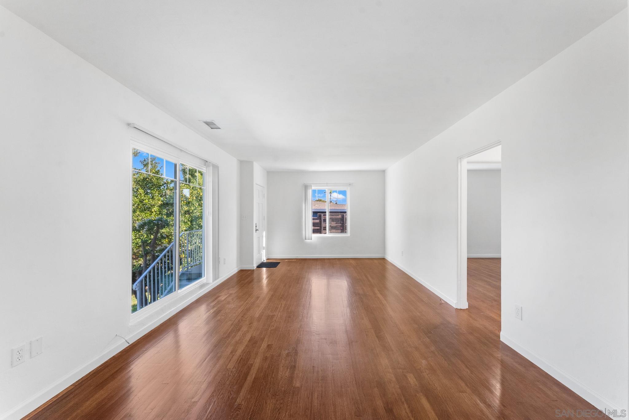 Detail Gallery Image 9 of 39 For 6673-75  Amherst St, San Diego,  CA 92115 - – Beds | – Baths