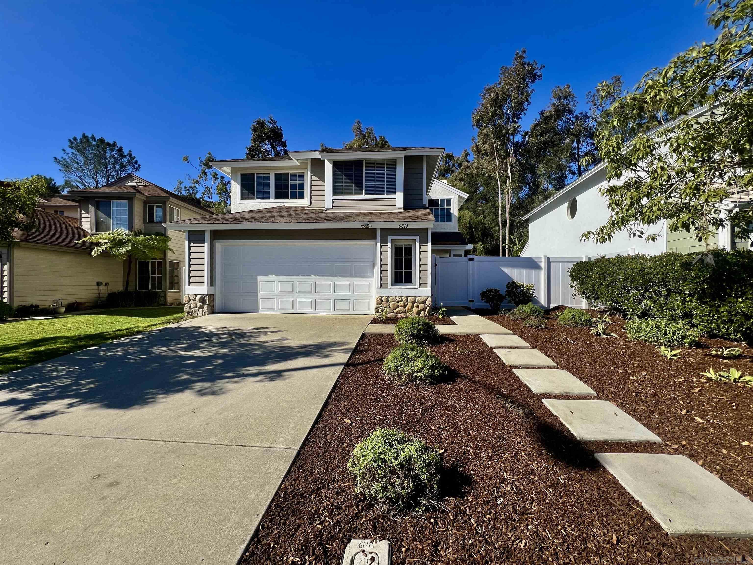 Detail Gallery Image 2 of 39 For 6815  Xana Way, Carlsbad,  CA 92009 - 3 Beds | 2/1 Baths