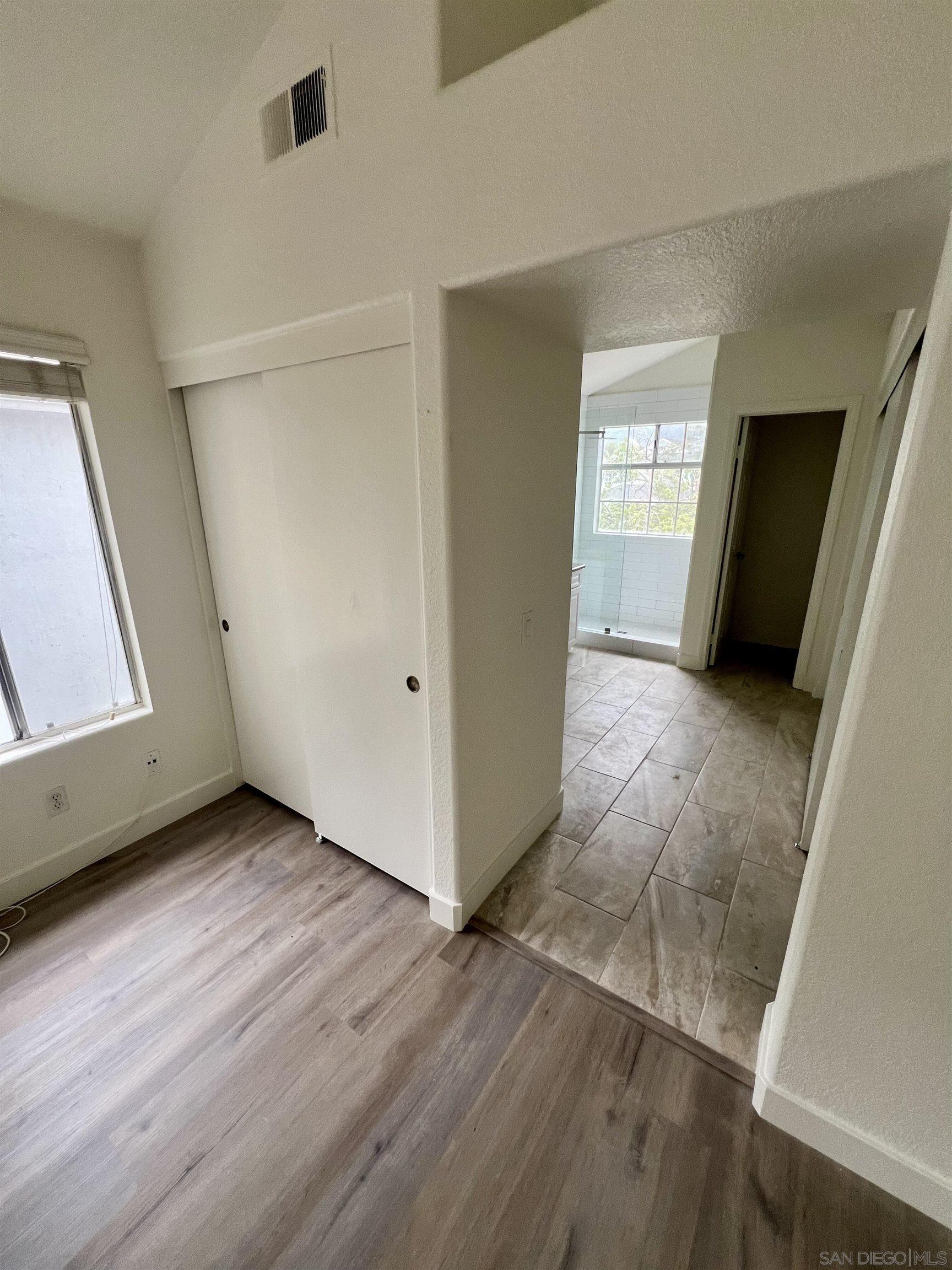 Detail Gallery Image 14 of 23 For 6815  Xana Way, Carlsbad,  CA 92009 - 3 Beds | 2/1 Baths