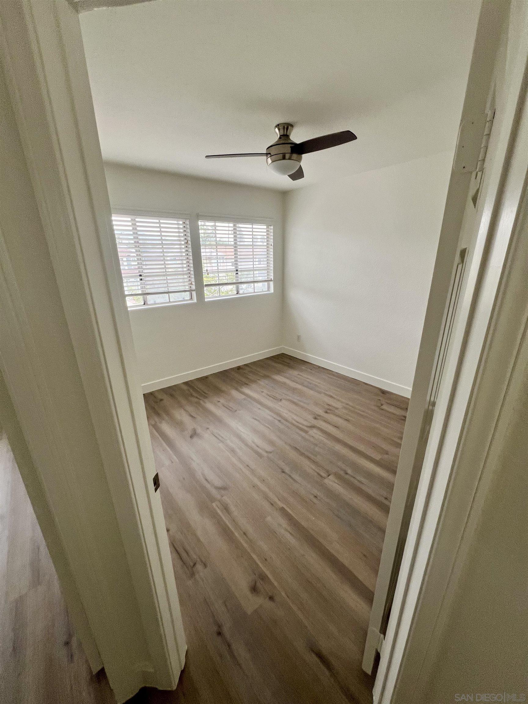 Detail Gallery Image 19 of 23 For 6815  Xana Way, Carlsbad,  CA 92009 - 3 Beds | 2/1 Baths