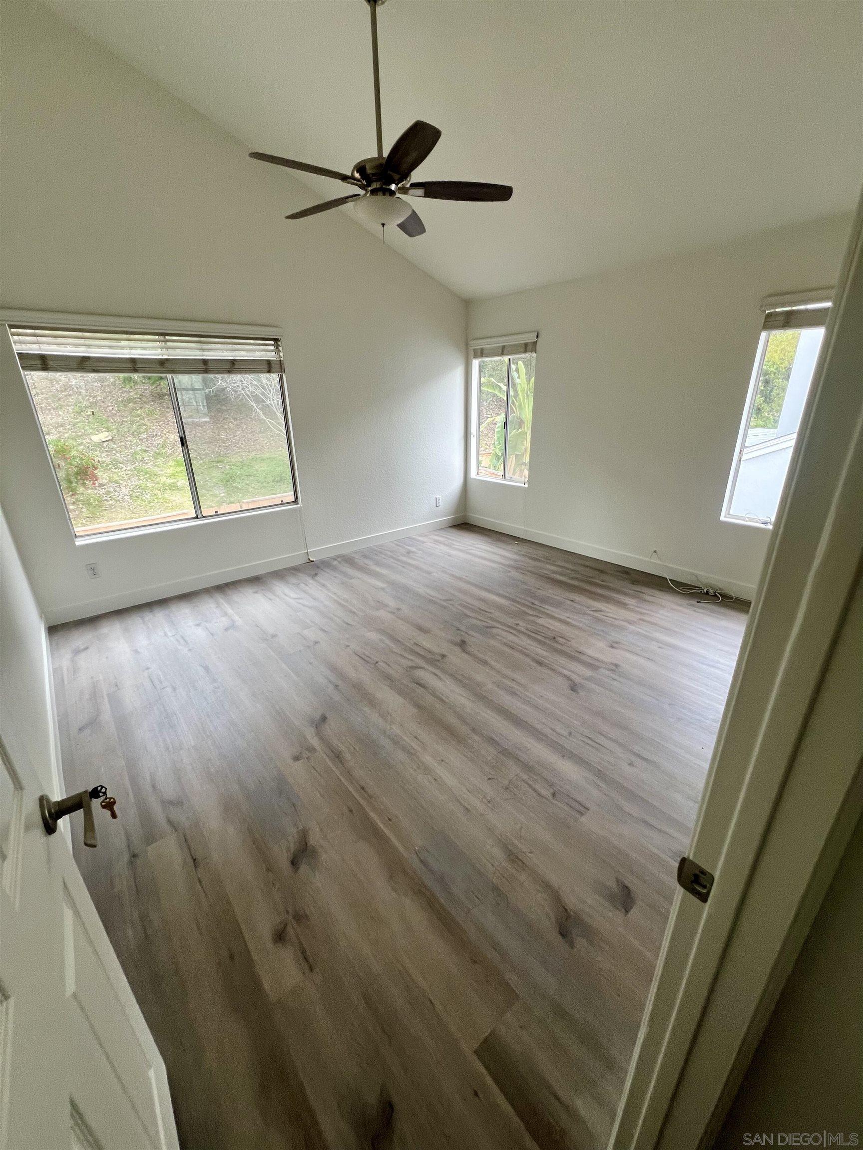 Detail Gallery Image 26 of 39 For 6815  Xana Way, Carlsbad,  CA 92009 - 3 Beds | 2/1 Baths