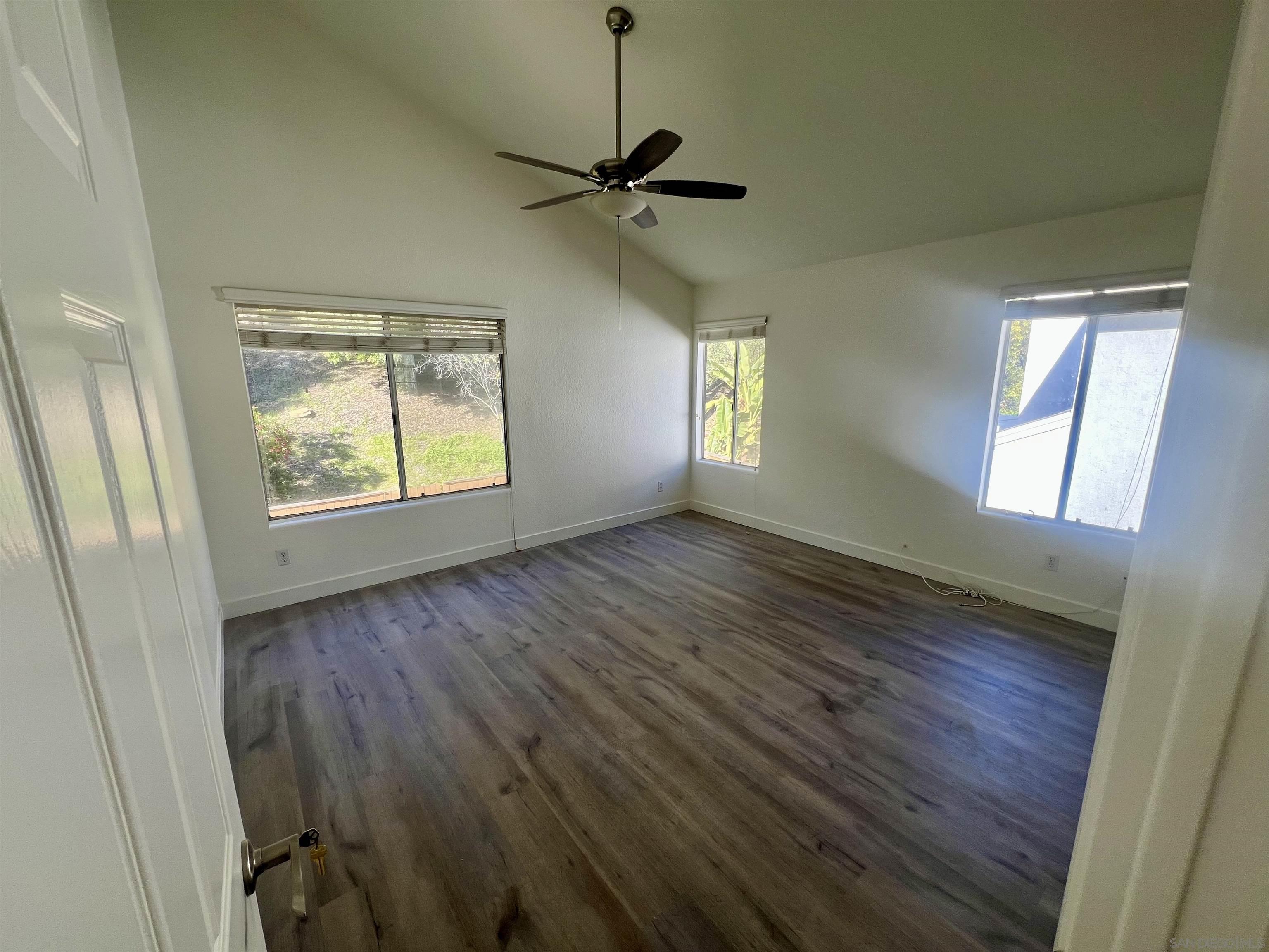 Detail Gallery Image 27 of 39 For 6815  Xana Way, Carlsbad,  CA 92009 - 3 Beds | 2/1 Baths