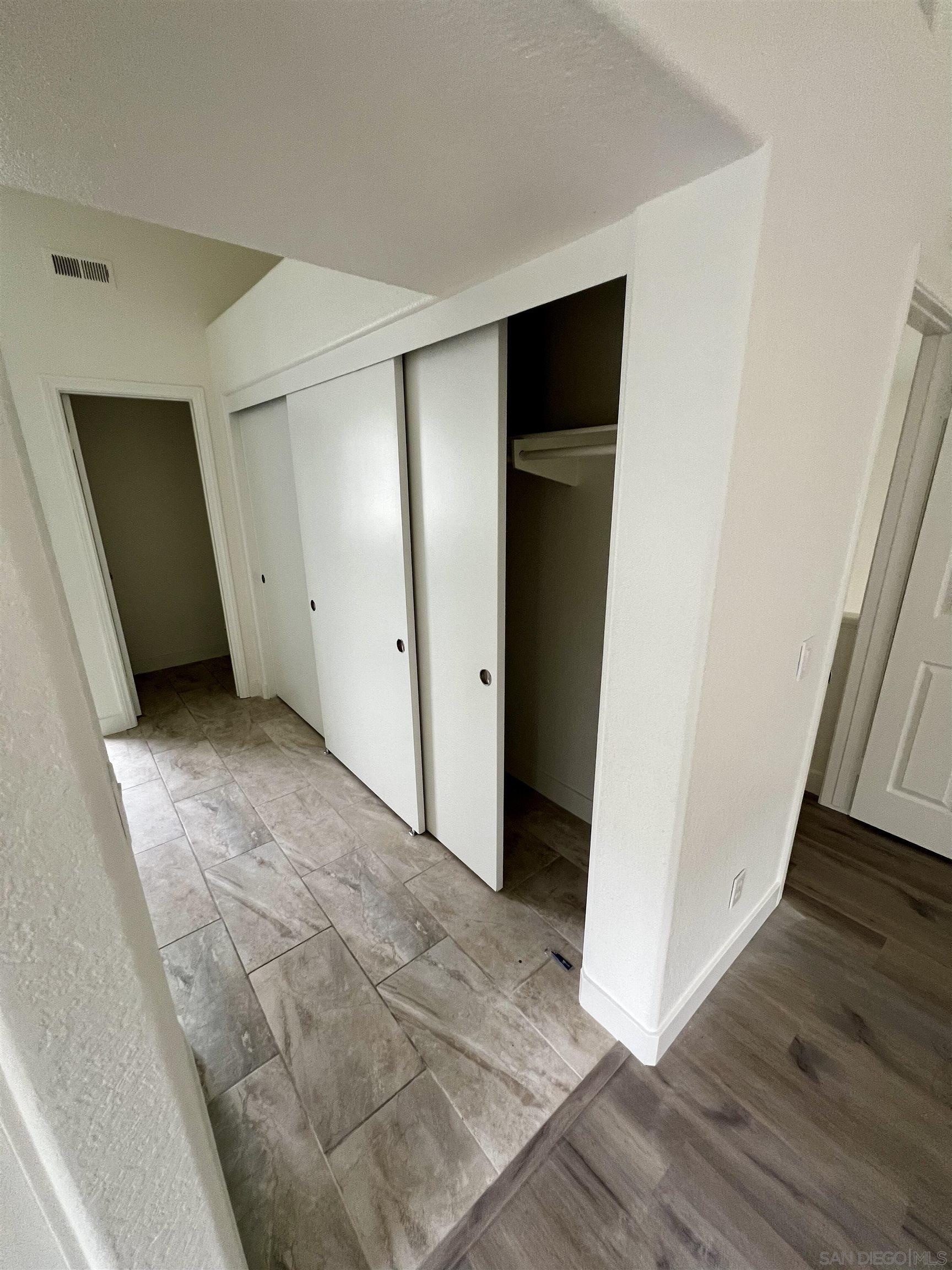 Detail Gallery Image 28 of 39 For 6815  Xana Way, Carlsbad,  CA 92009 - 3 Beds | 2/1 Baths