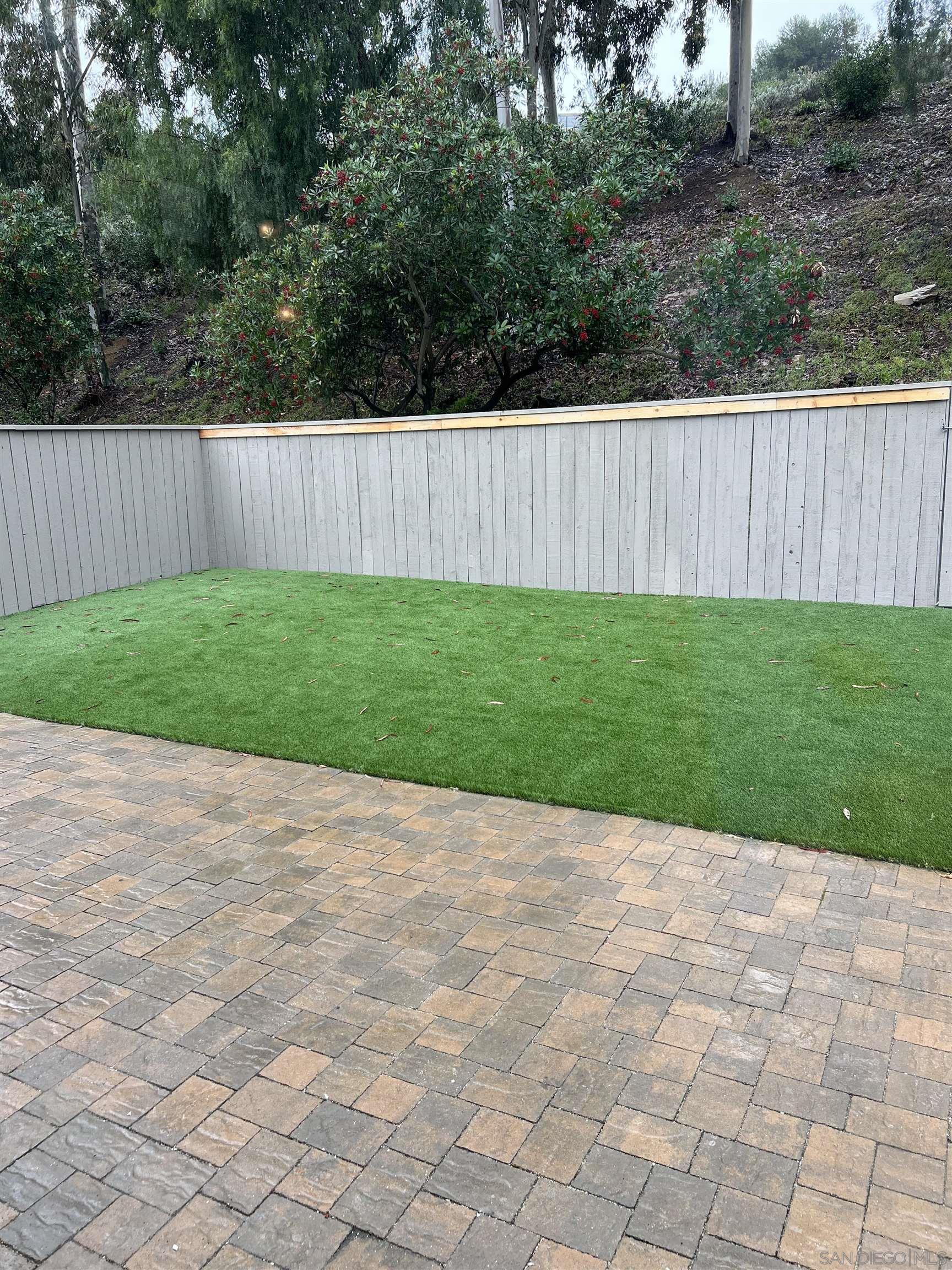 Detail Gallery Image 5 of 39 For 6815  Xana Way, Carlsbad,  CA 92009 - 3 Beds | 2/1 Baths