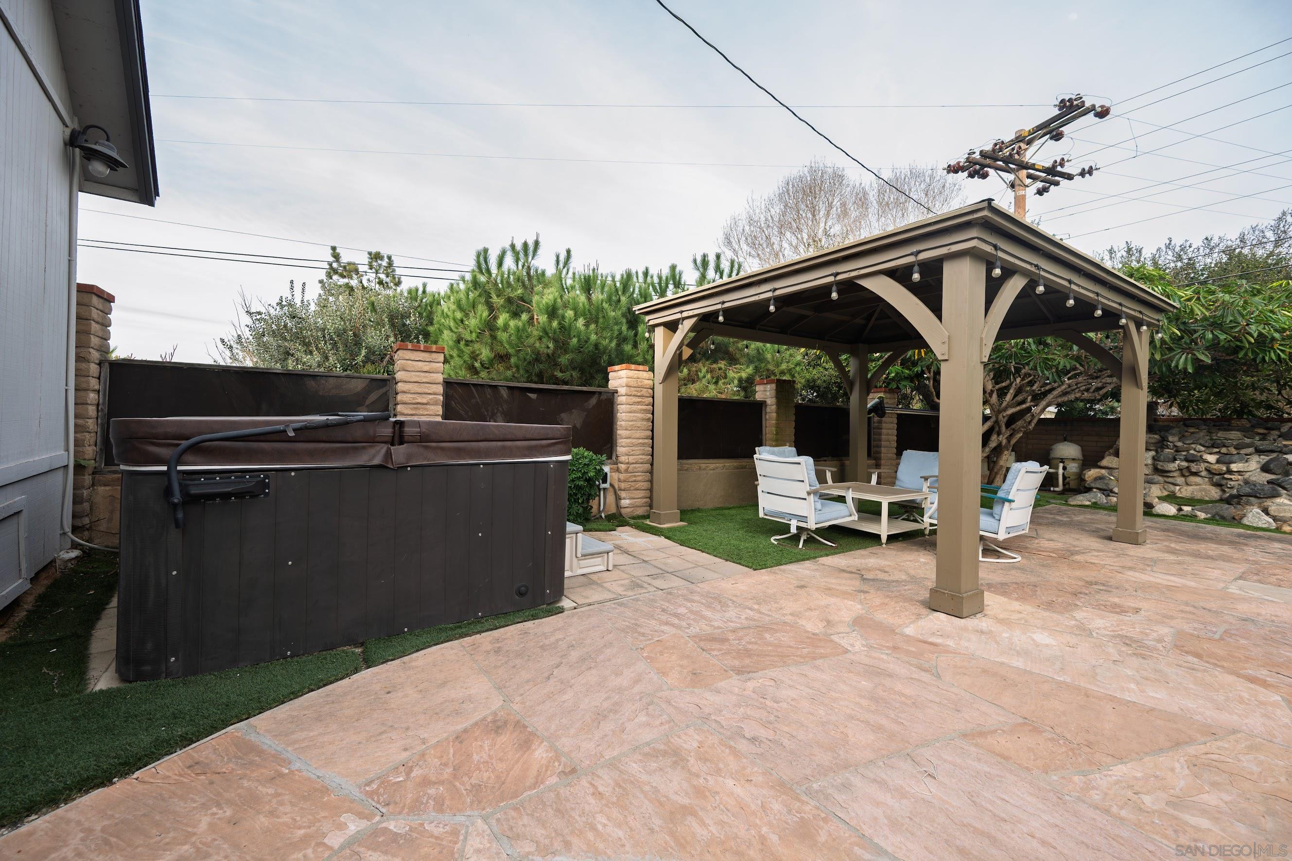 Detail Gallery Image 42 of 51 For 444  Avalon Dr., Vista,  CA 92084 - 6 Beds | 4 Baths