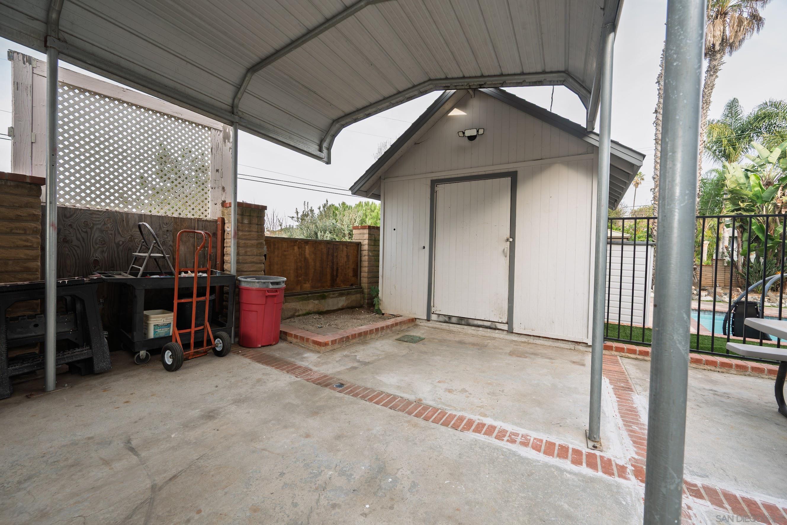 Detail Gallery Image 47 of 51 For 444  Avalon Dr., Vista,  CA 92084 - 6 Beds | 4 Baths