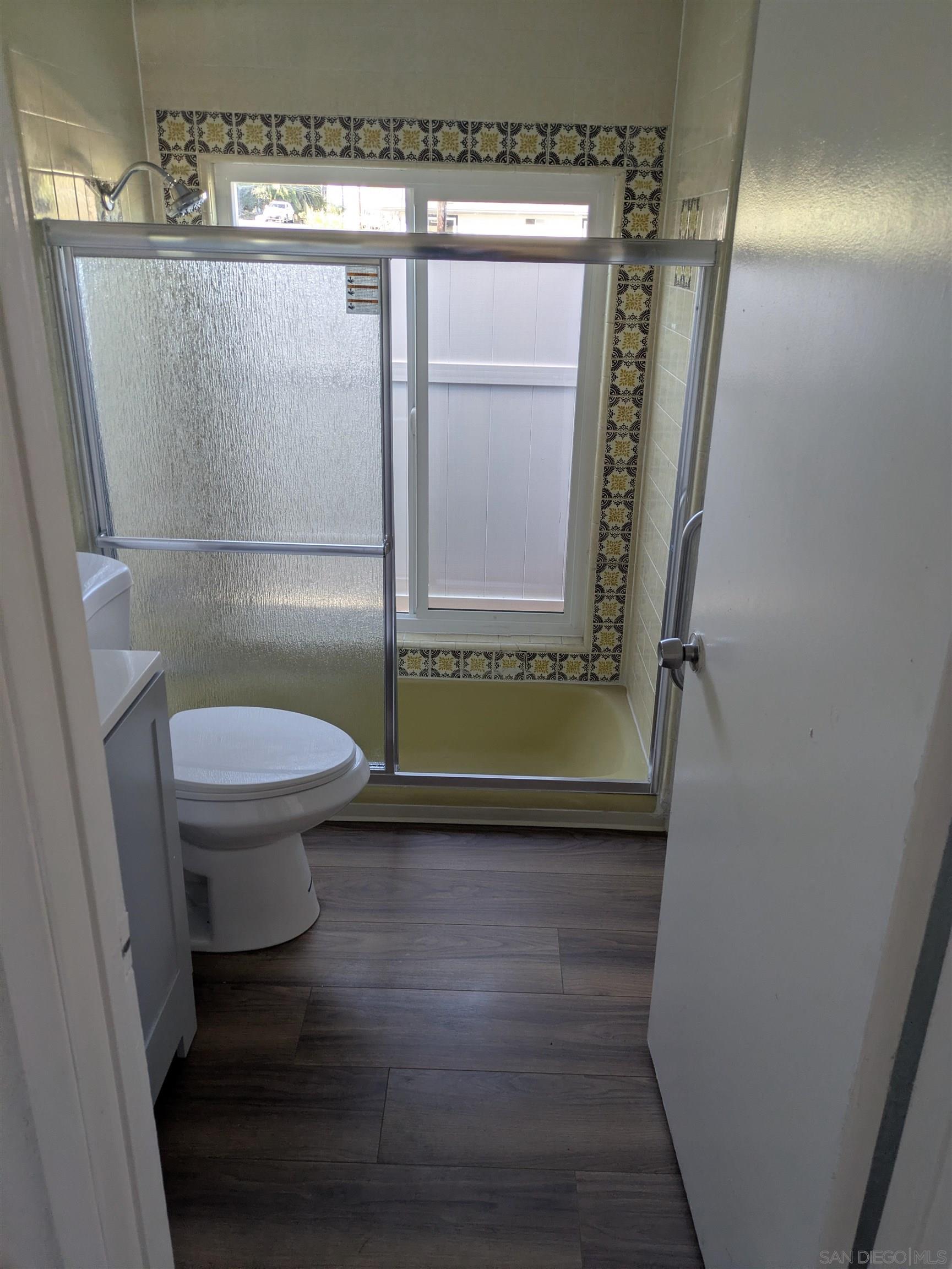 Detail Gallery Image 4 of 6 For 226 S Grape St, Escondido,  CA 92025 - 2 Beds | 1/1 Baths