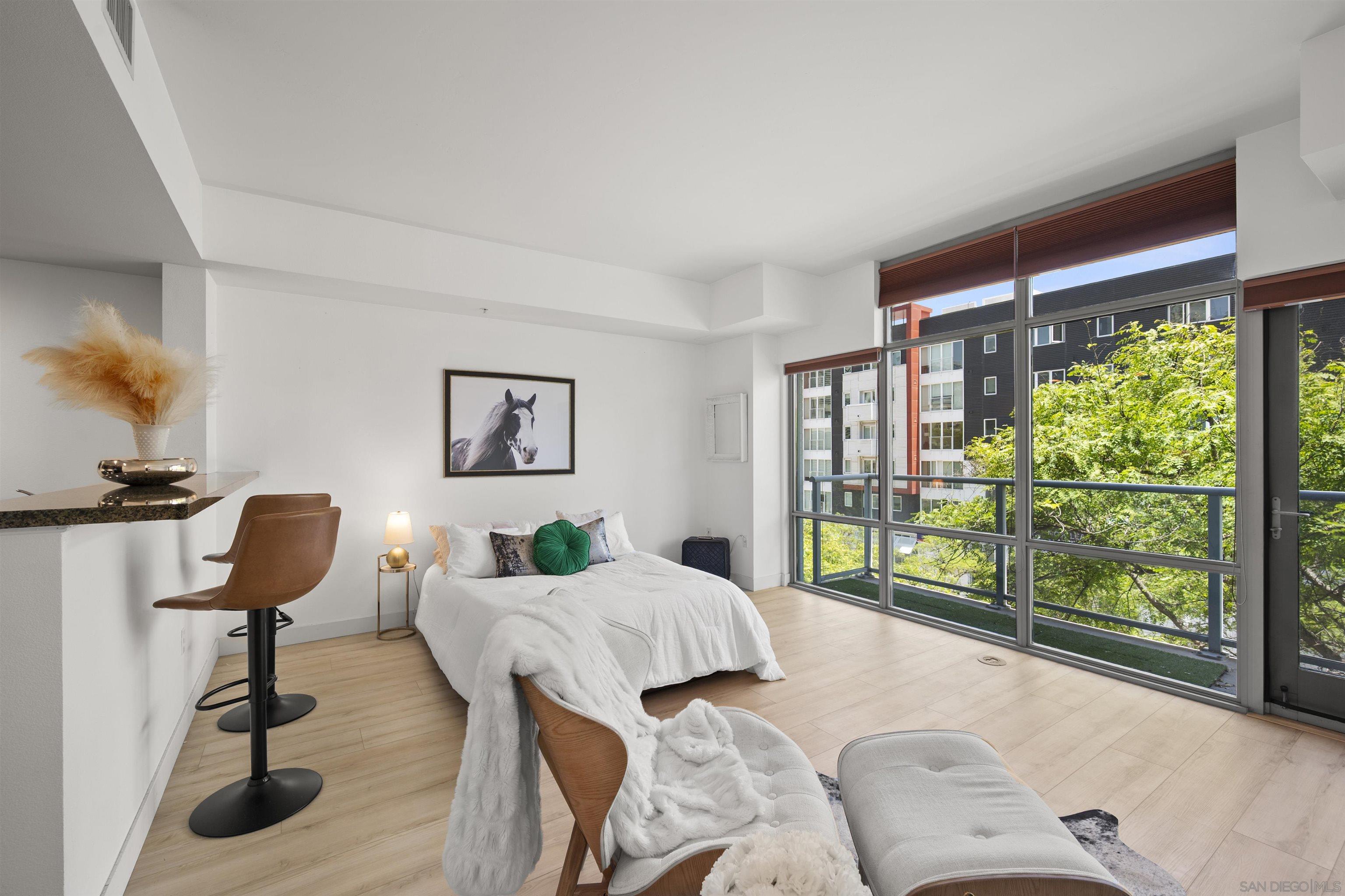 Front Image Thumbnail for SD260001889