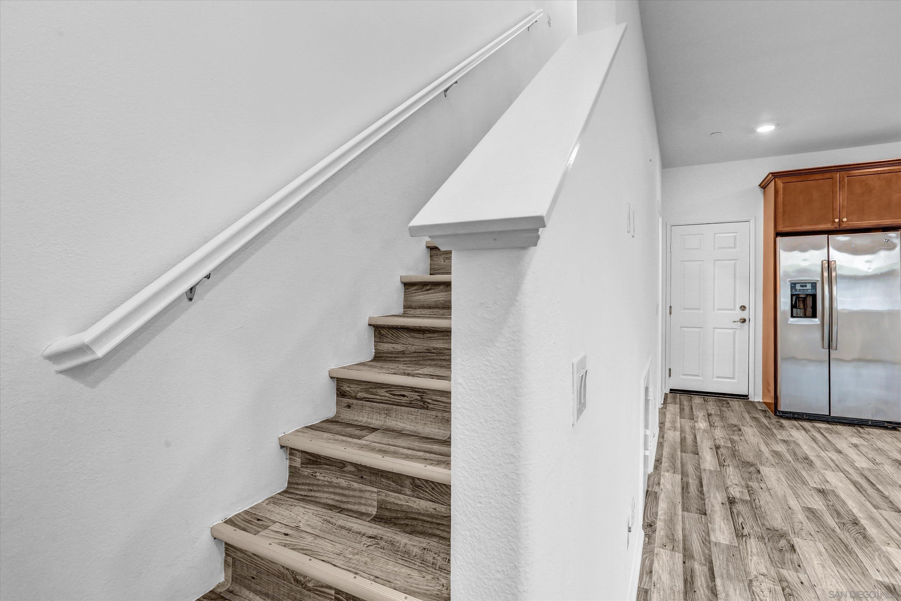 Detail Gallery Image 16 of 40 For 1514  Crown Ln Unit  #2,  Chula Vista,  CA 91915 - 3 Beds | 2/1 Baths