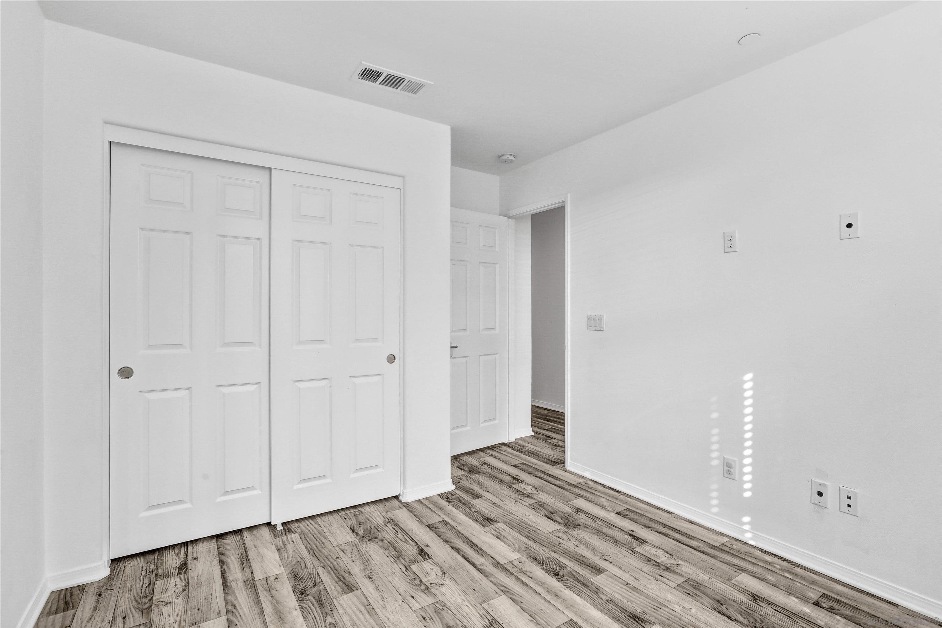 Detail Gallery Image 24 of 40 For 1514  Crown Ln Unit  #2,  Chula Vista,  CA 91915 - 3 Beds | 2/1 Baths