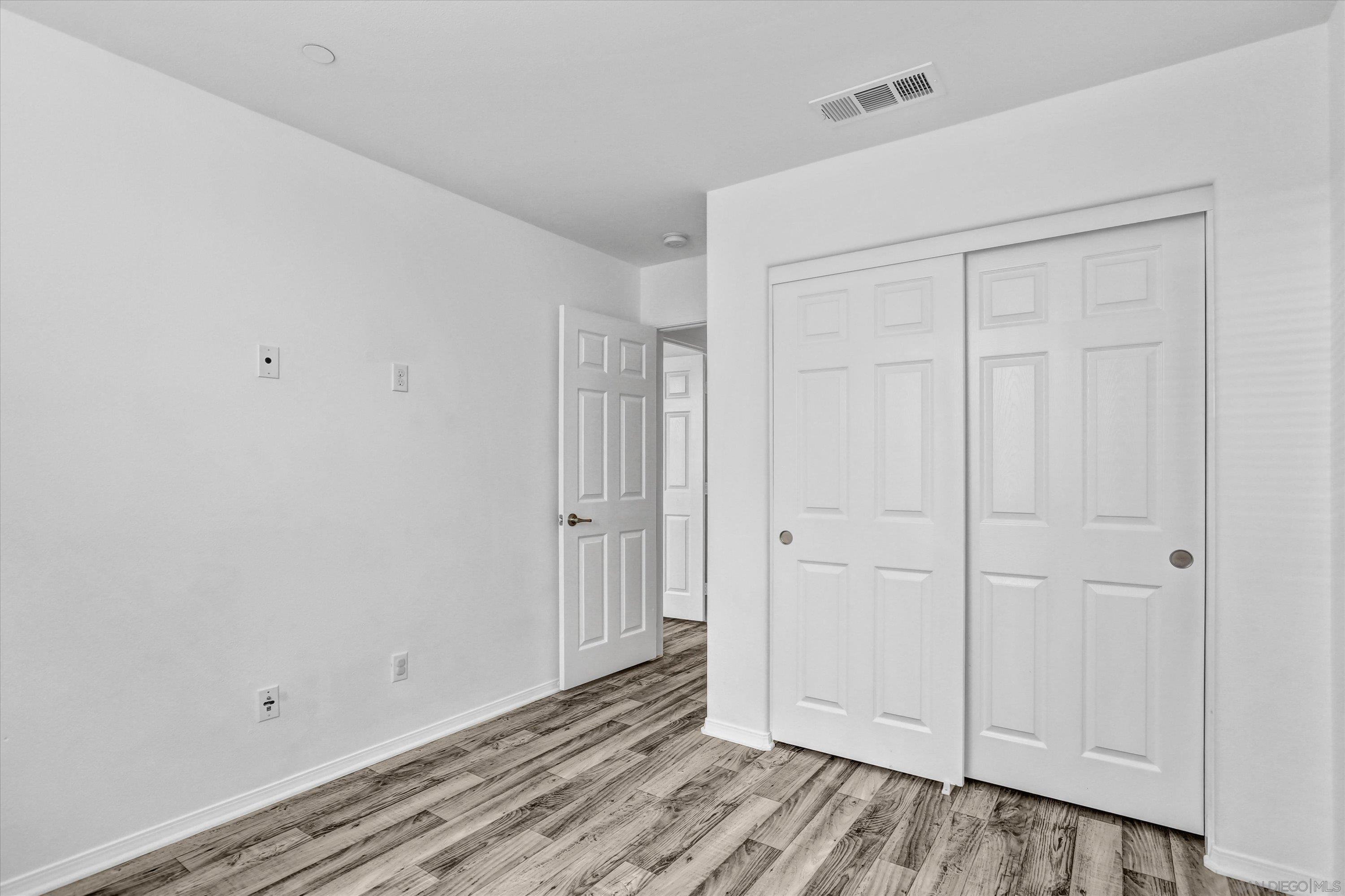 Detail Gallery Image 26 of 40 For 1514  Crown Ln Unit  #2,  Chula Vista,  CA 91915 - 3 Beds | 2/1 Baths