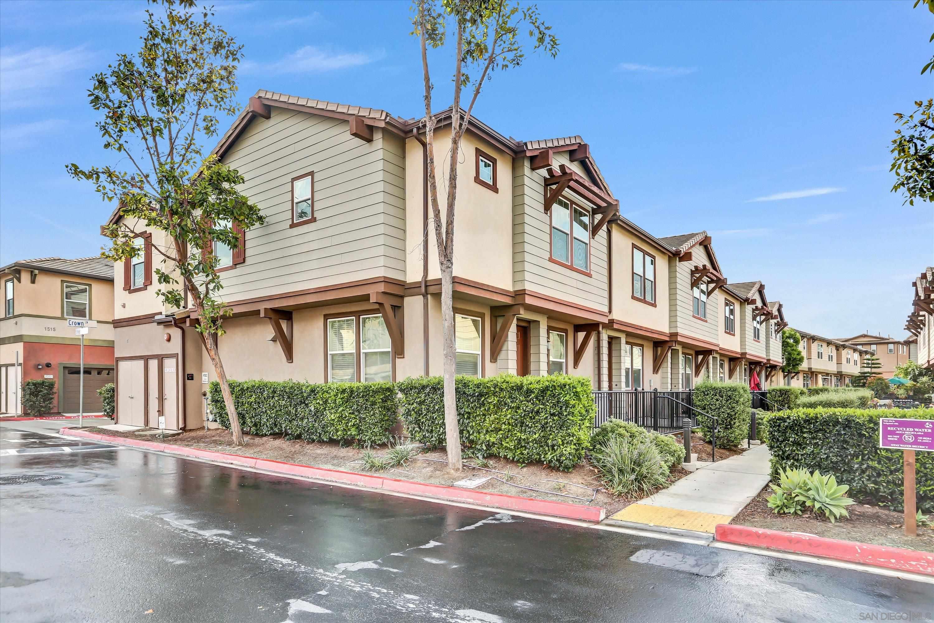 Detail Gallery Image 28 of 39 For 1514  Crown Ln Unit  #2,  Chula Vista,  CA 91915 - 3 Beds | 2/1 Baths