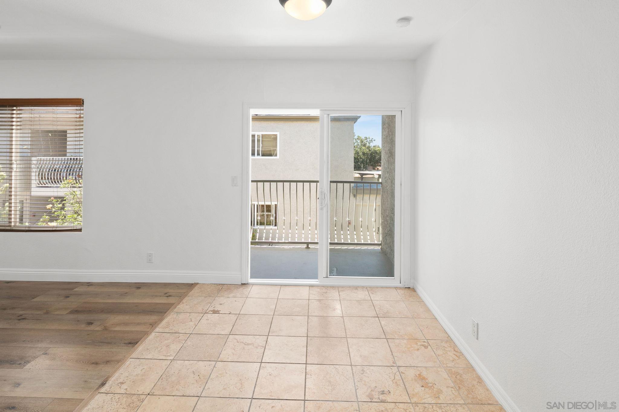 Detail Gallery Image 6 of 27 For 7594  Park Ridge Blvd  13, San Diego,  CA 92120 - 2 Beds | 2 Baths