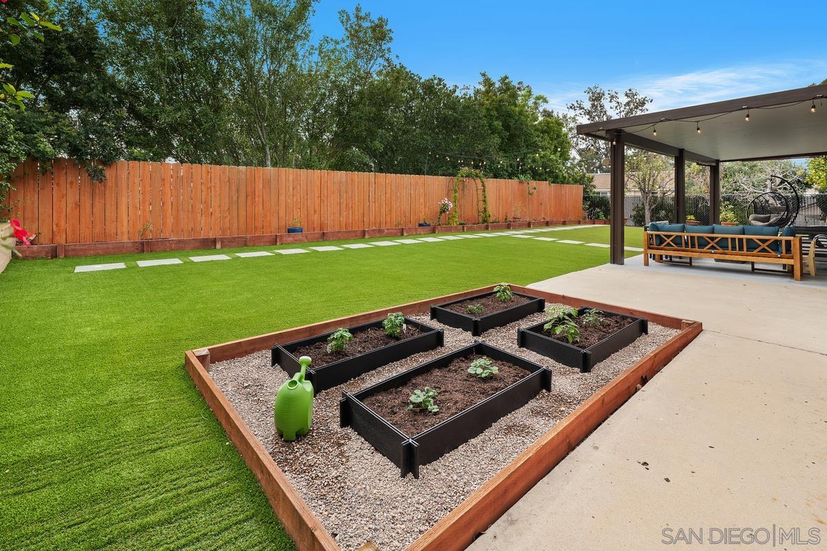 Detail Gallery Image 40 of 44 For 10851  Ironwood Rd, San Diego,  CA 92131 - 4 Beds | 3 Baths