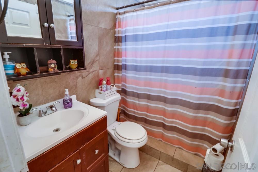 Detail Gallery Image 12 of 30 For 3521  Acacia, San Diego,  CA 92113 - – Beds | – Baths