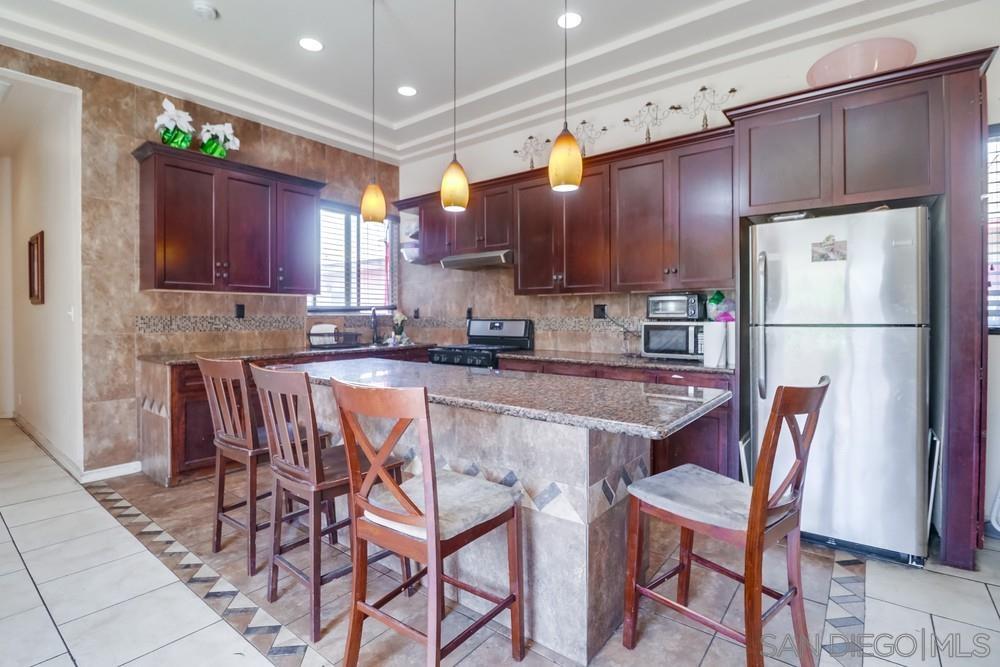 Detail Gallery Image 7 of 30 For 3521  Acacia, San Diego,  CA 92113 - – Beds | – Baths