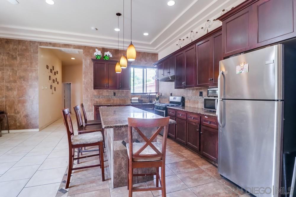 Detail Gallery Image 8 of 30 For 3521  Acacia, San Diego,  CA 92113 - – Beds | – Baths