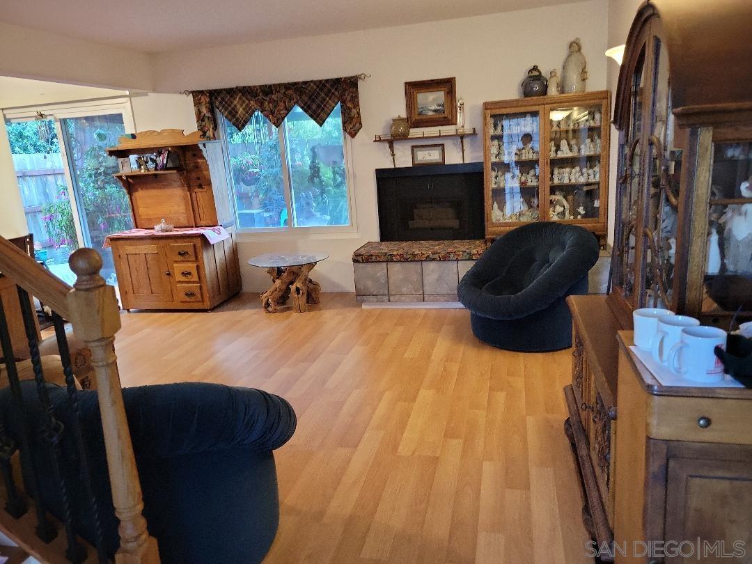 Detail Gallery Image 3 of 13 For 9881  Aldergrove Ln, Spring Valley,  CA 91977 - 3 Beds | 2 Baths