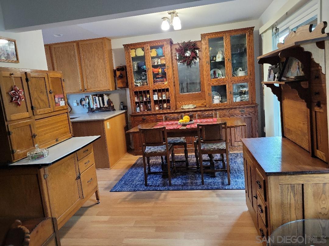 Detail Gallery Image 6 of 13 For 9881  Aldergrove Ln, Spring Valley,  CA 91977 - 3 Beds | 2 Baths