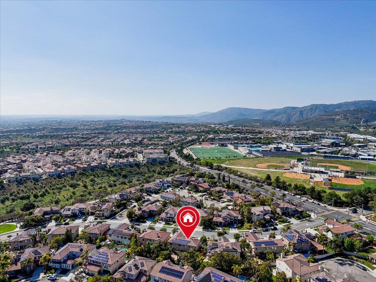 Detail Gallery Image 2 of 46 For 16357  Deer Ridge Rd, San Diego,  CA 92127 - 5 Beds | 4/1 Baths