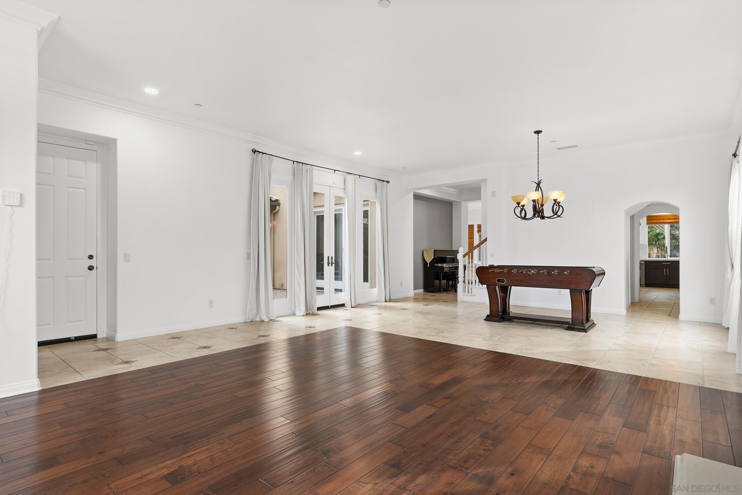 Detail Gallery Image 11 of 46 For 16357  Deer Ridge Rd, San Diego,  CA 92127 - 5 Beds | 4/1 Baths