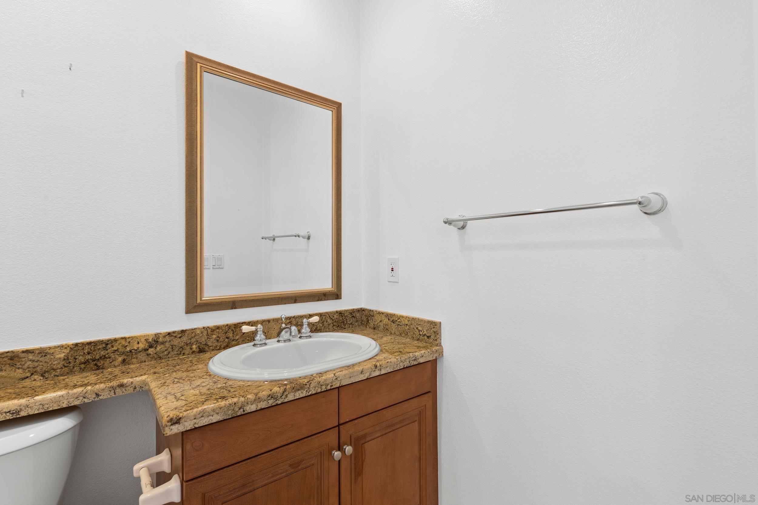 Detail Gallery Image 13 of 46 For 16357  Deer Ridge Rd, San Diego,  CA 92127 - 5 Beds | 4/1 Baths