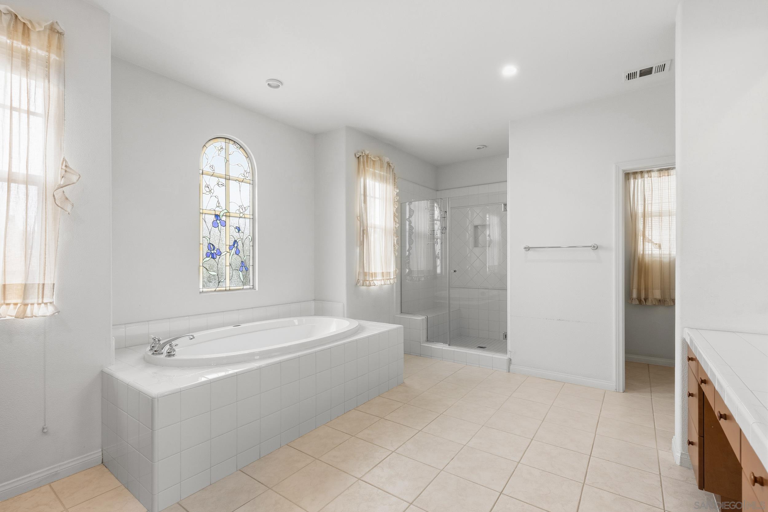 Detail Gallery Image 38 of 46 For 16357  Deer Ridge Rd, San Diego,  CA 92127 - 5 Beds | 4/1 Baths