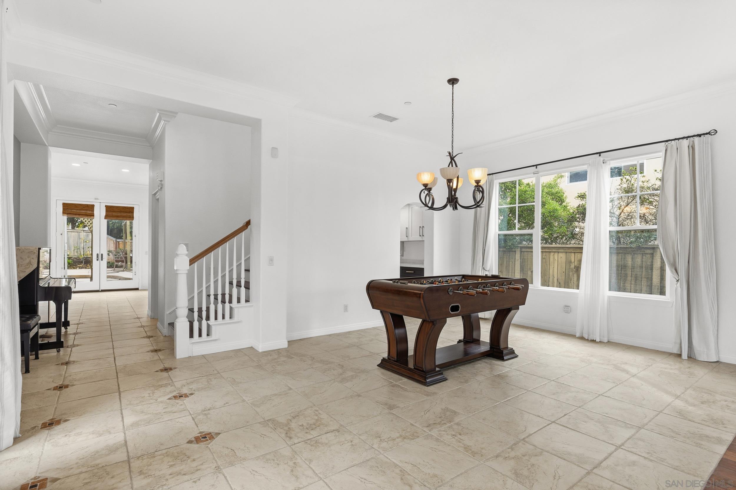 Detail Gallery Image 8 of 46 For 16357  Deer Ridge Rd, San Diego,  CA 92127 - 5 Beds | 4/1 Baths