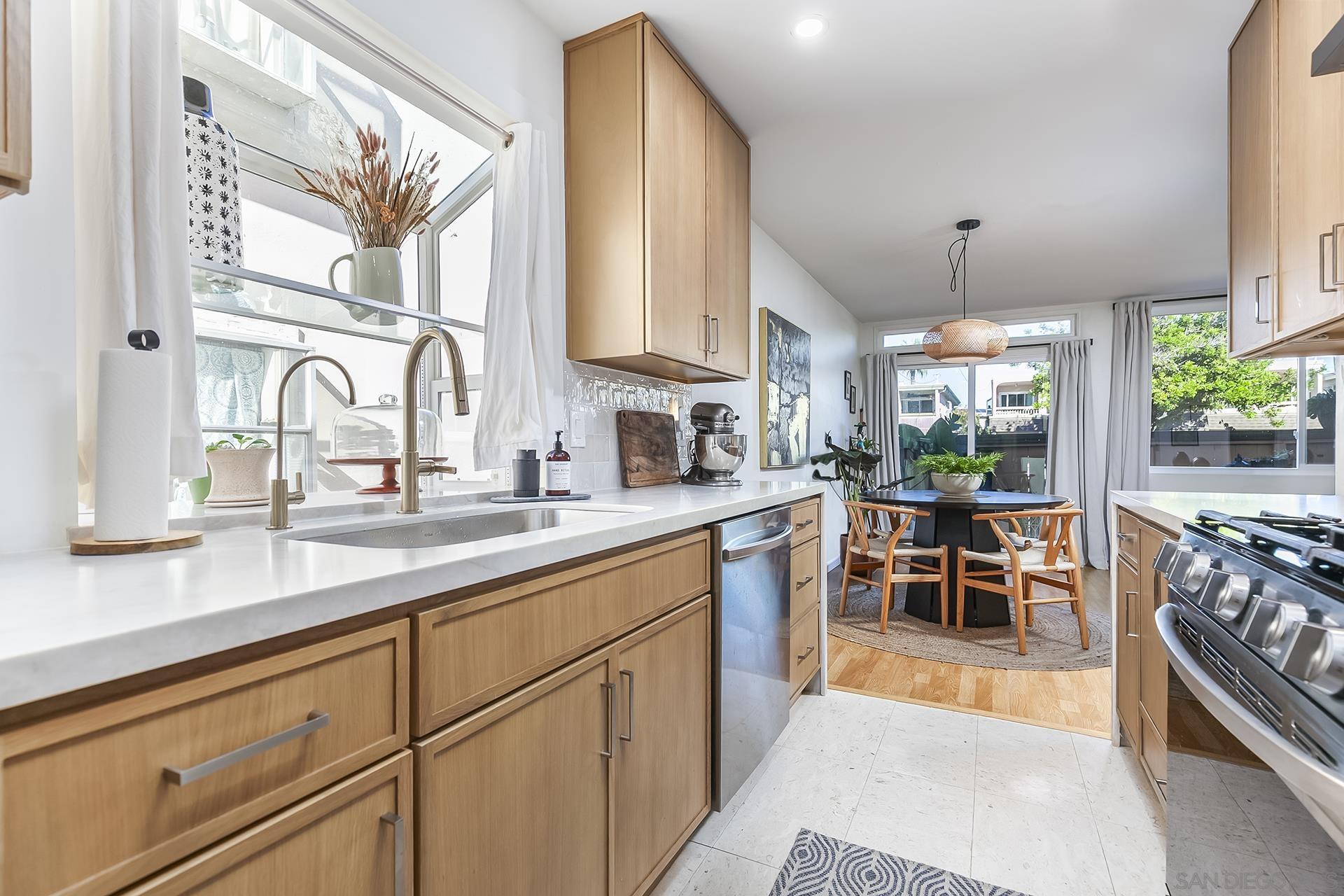 Detail Gallery Image 13 of 53 For 3845  Groton St  #1,  San Diego,  CA 92110 - 1 Beds | 1 Baths