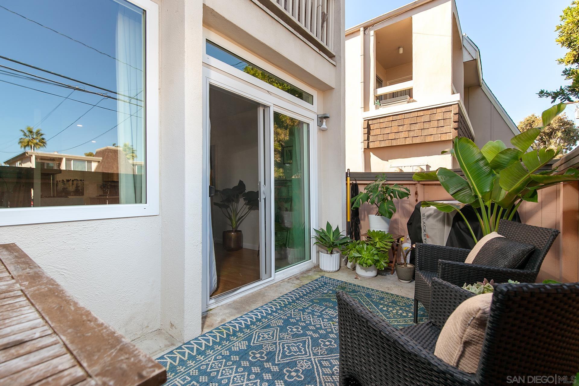 Detail Gallery Image 3 of 53 For 3845  Groton St  #1,  San Diego,  CA 92110 - 1 Beds | 1 Baths