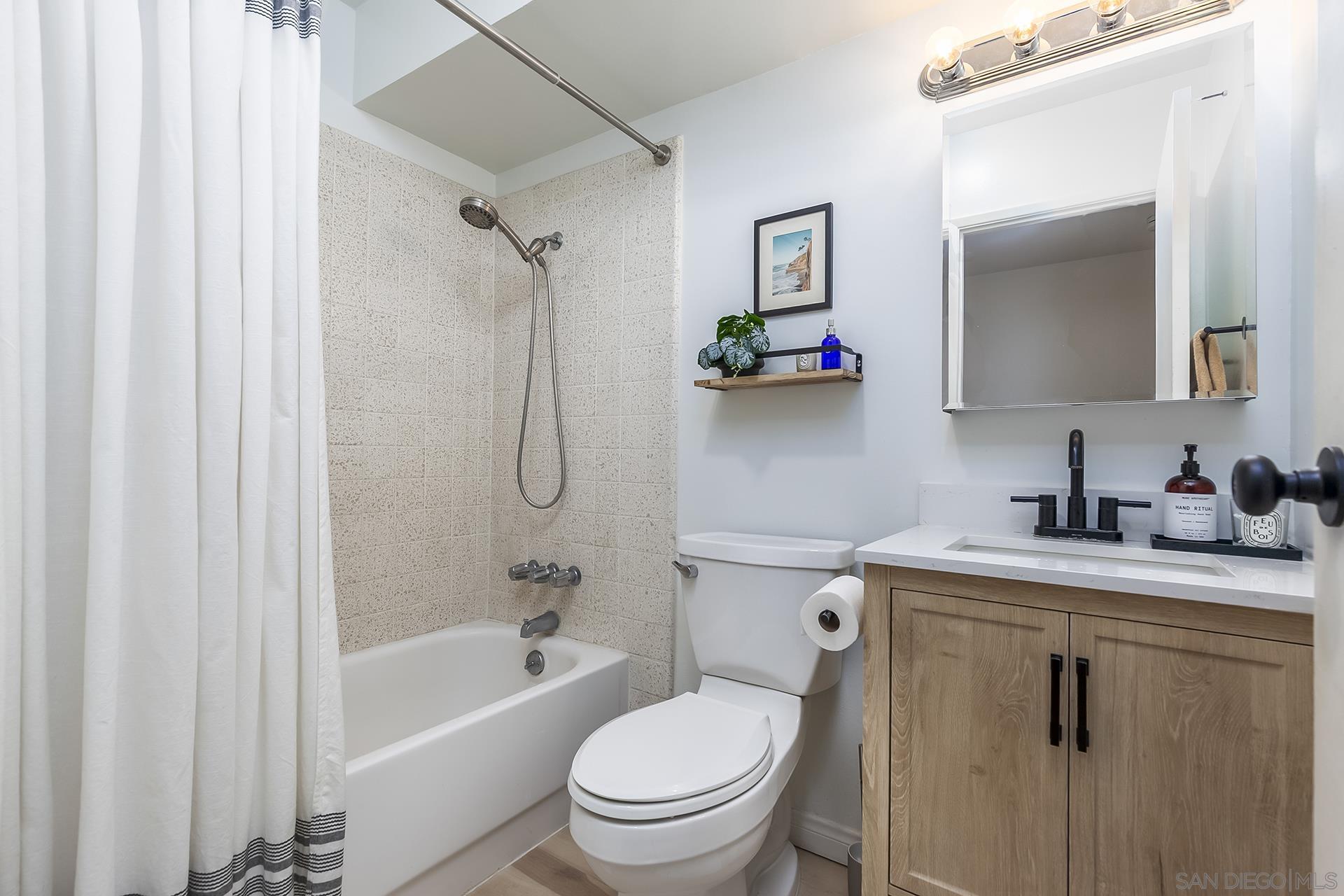 Detail Gallery Image 24 of 53 For 3845  Groton St  #1,  San Diego,  CA 92110 - 1 Beds | 1 Baths
