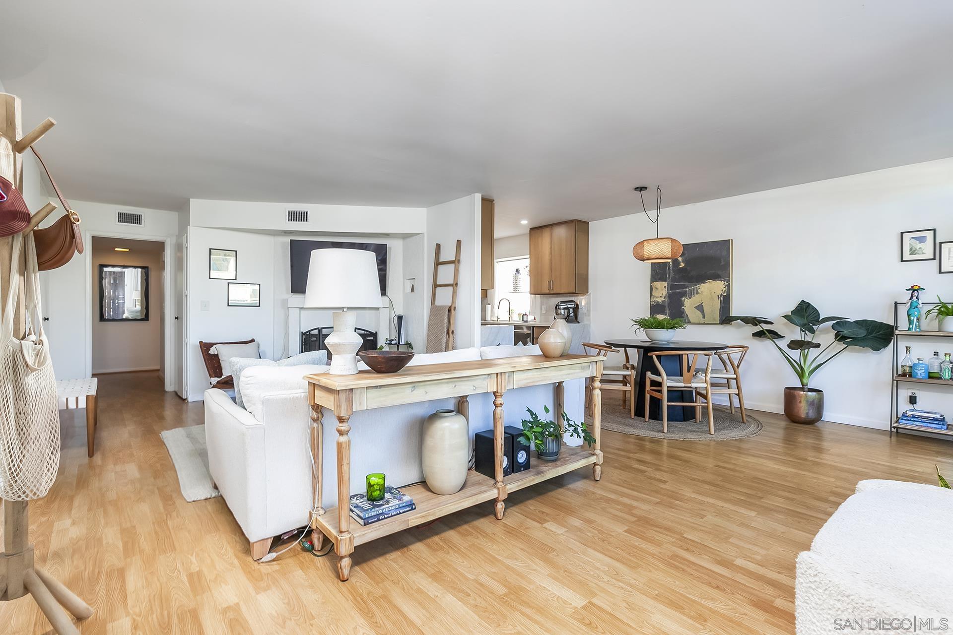 Detail Gallery Image 7 of 53 For 3845  Groton St  #1,  San Diego,  CA 92110 - 1 Beds | 1 Baths