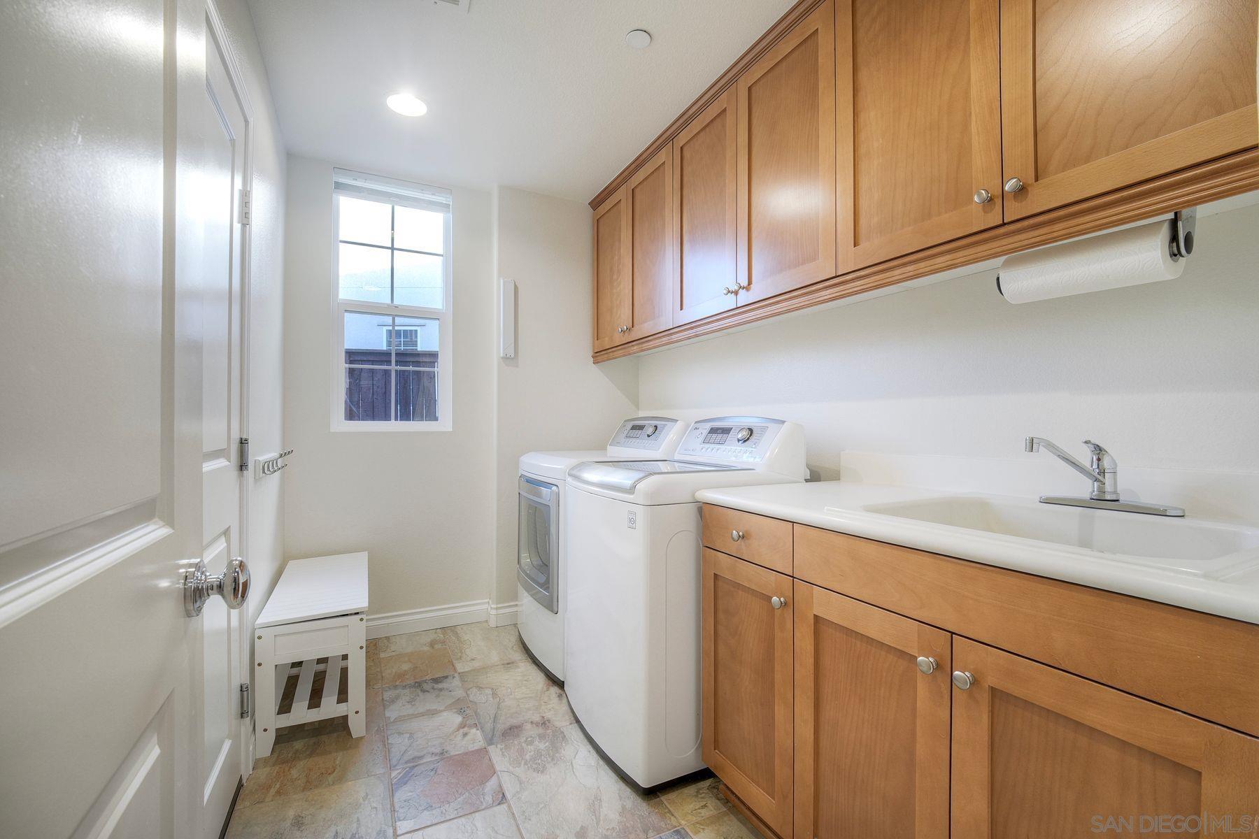 Detail Gallery Image 16 of 29 For 17135  Glen Aspen Dr, San Diego,  CA 92127 - 4 Beds | 3/1 Baths