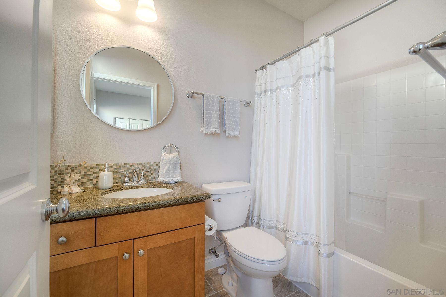 Detail Gallery Image 25 of 29 For 17135  Glen Aspen Dr, San Diego,  CA 92127 - 4 Beds | 3/1 Baths