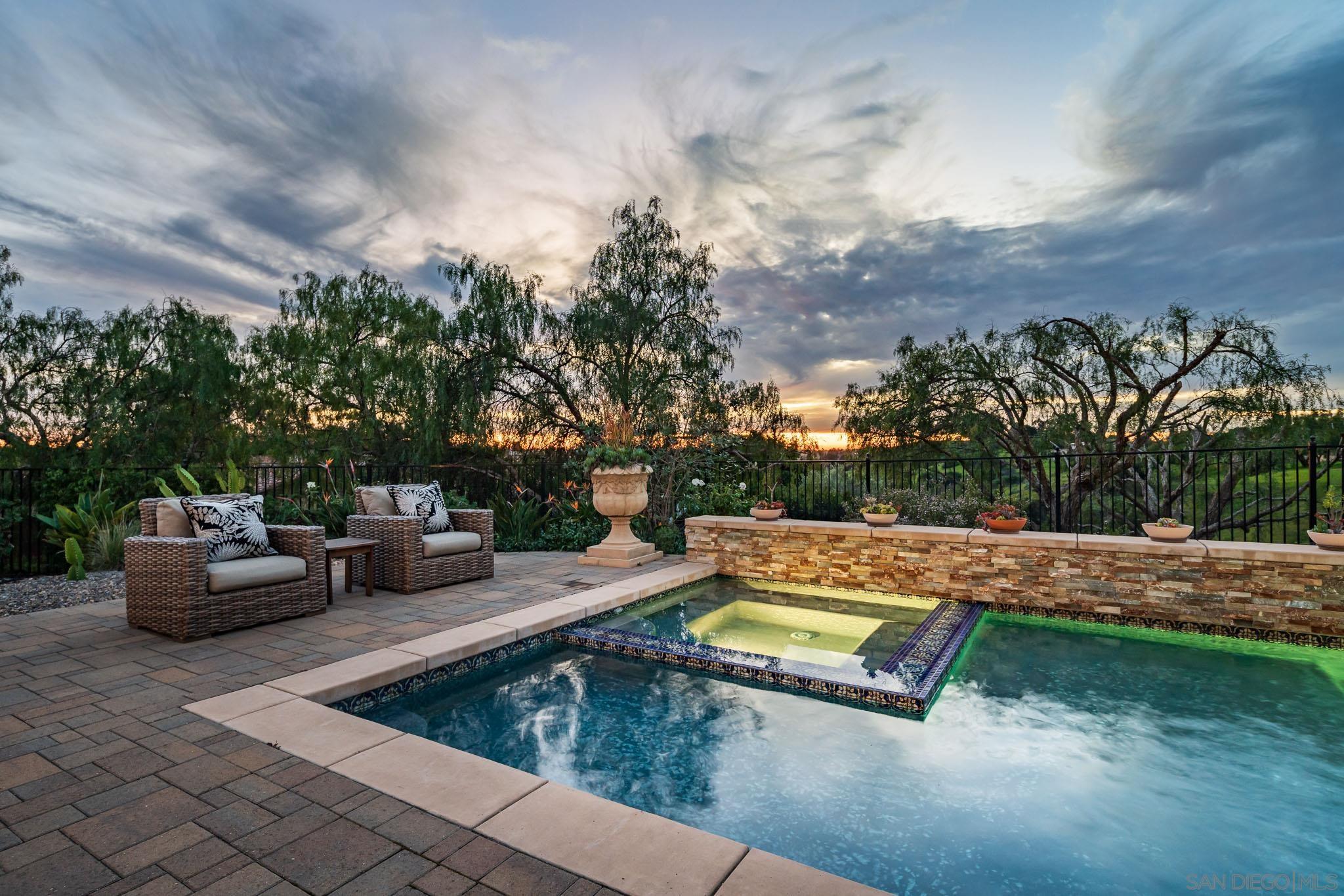 Detail Gallery Image 32 of 41 For 7576  Northern Lights, San Diego,  CA 92127 - 6 Beds | 5/1 Baths