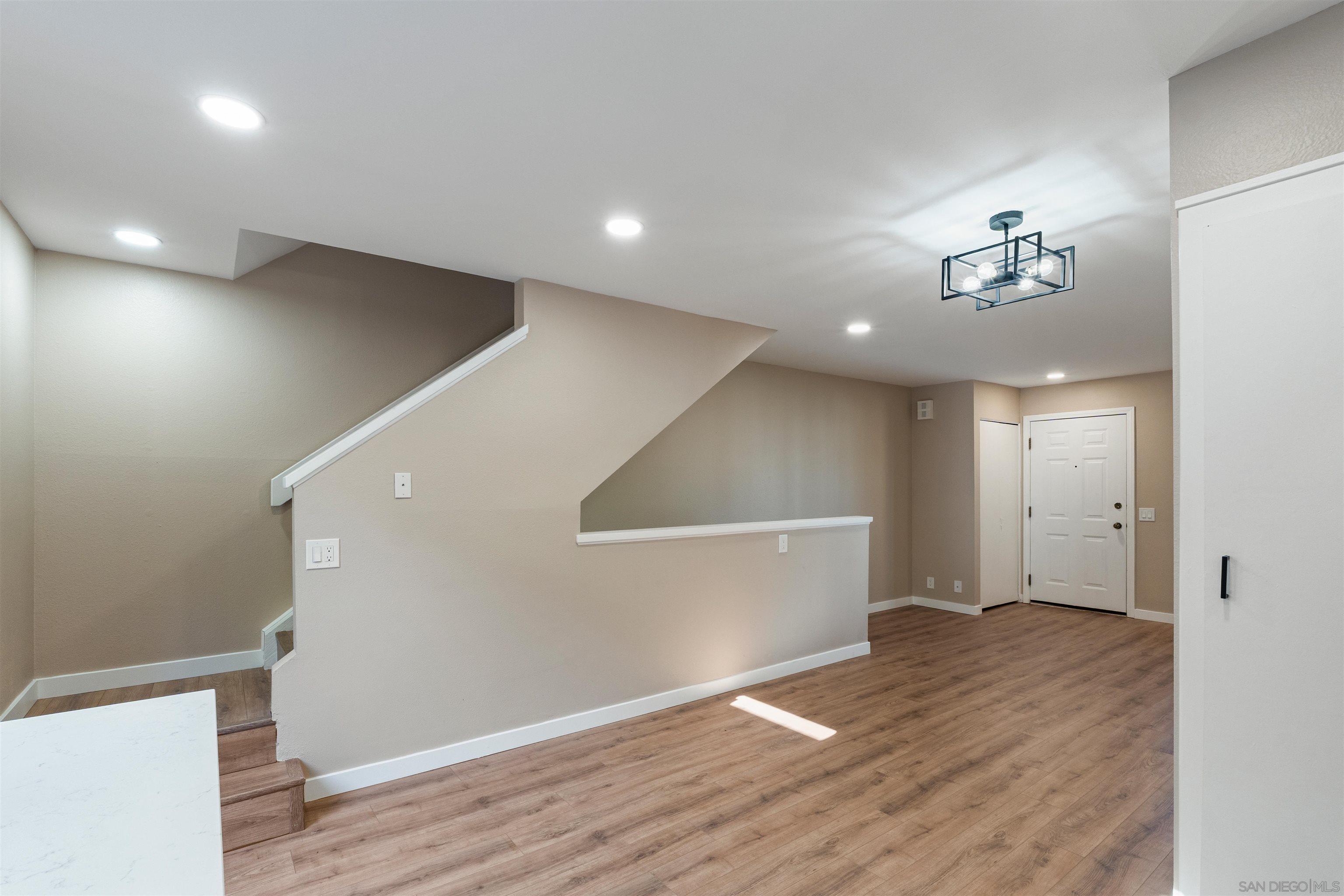 Detail Gallery Image 16 of 33 For 3885  Caminito Litoral  #230,  San Diego,  CA 92107 - 2 Beds | 1 Baths