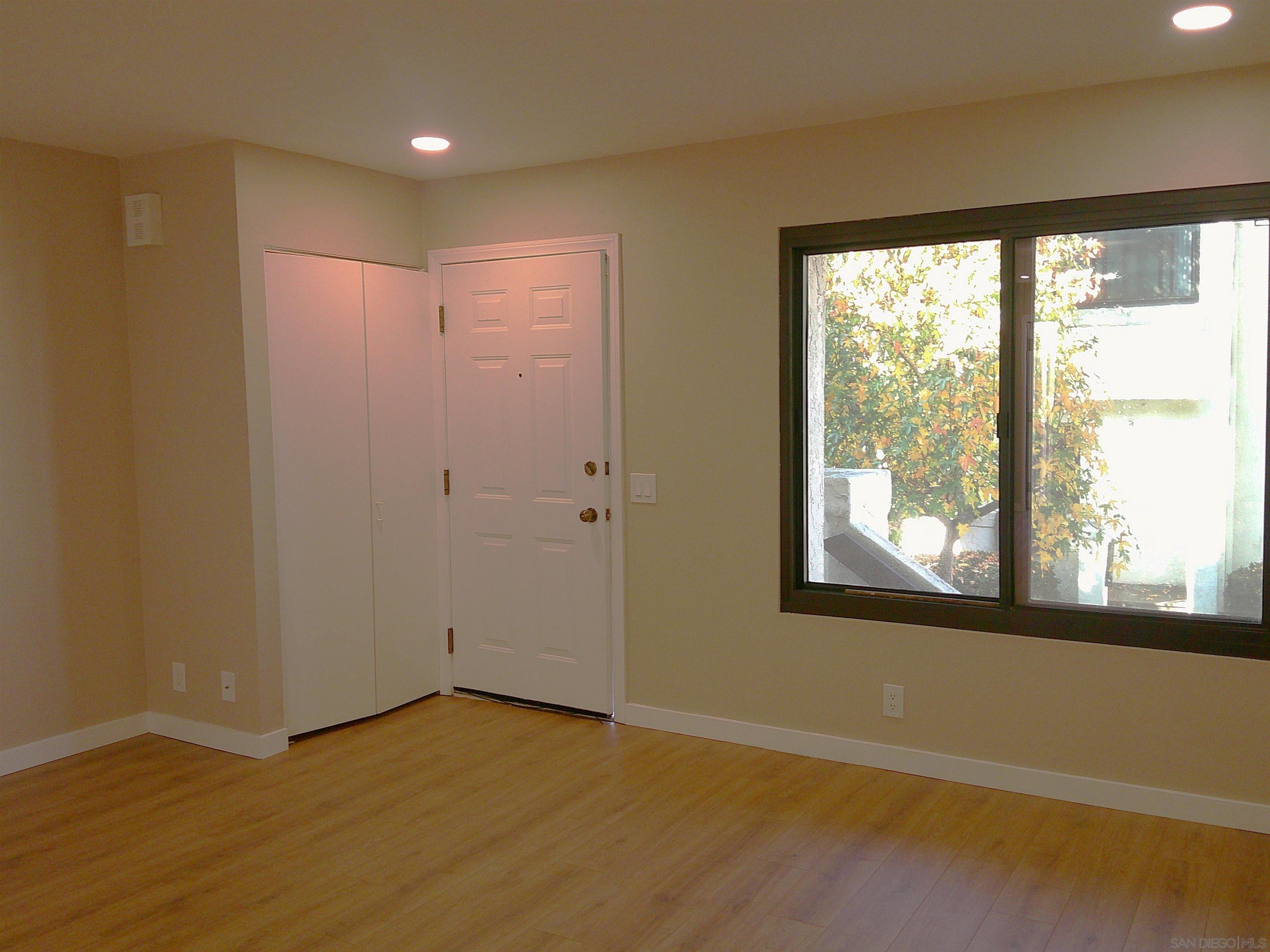 Detail Gallery Image 12 of 23 For 3885  Caminito Litoral  #230,  San Diego,  CA 92107 - 2 Beds | 1 Baths